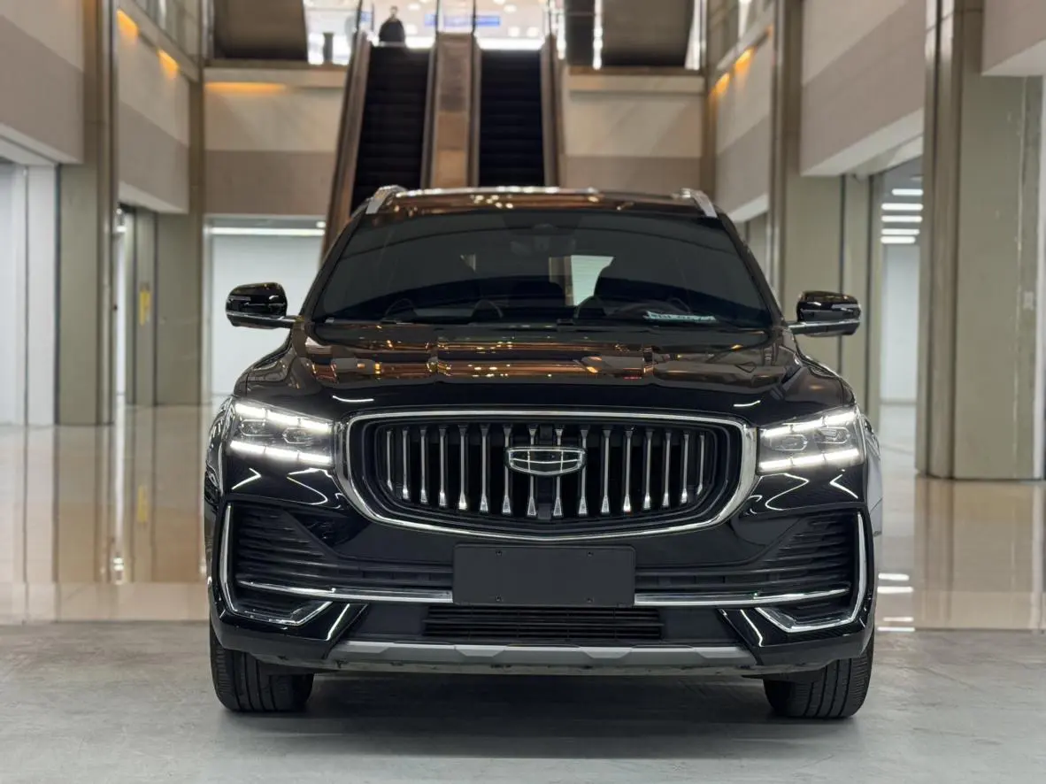 Geely Monjaro (Xingyue L)  из Китая