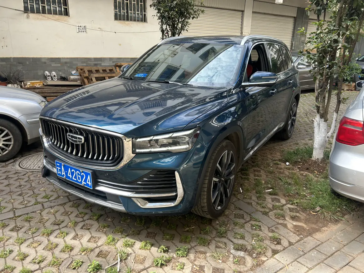 Geely Monjaro (Xingyue L)  из Китая