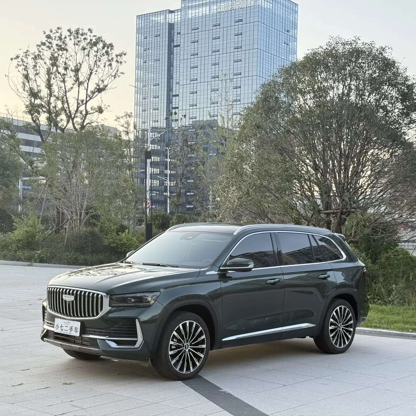 Geely Monjaro (Xingyue L)  из Китая