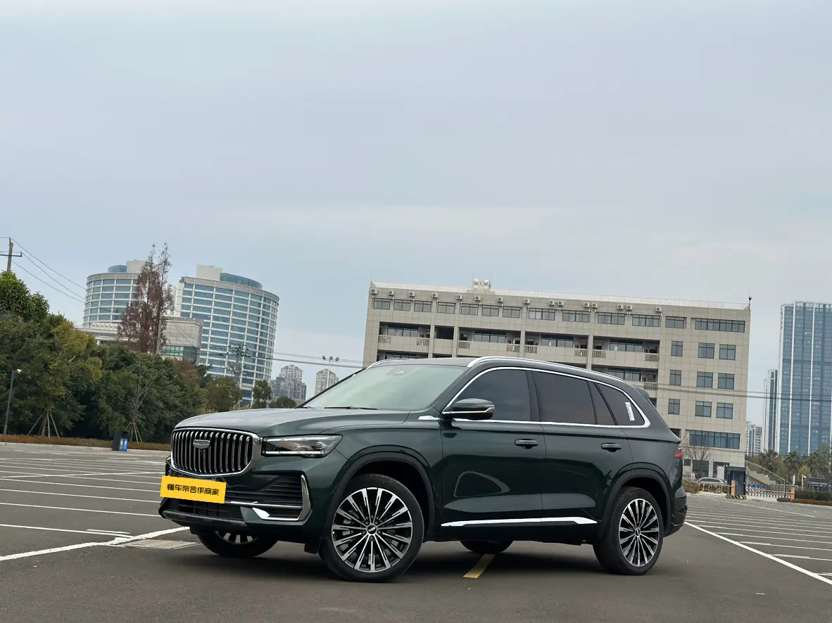 Geely Monjaro (Xingyue L)  из Китая