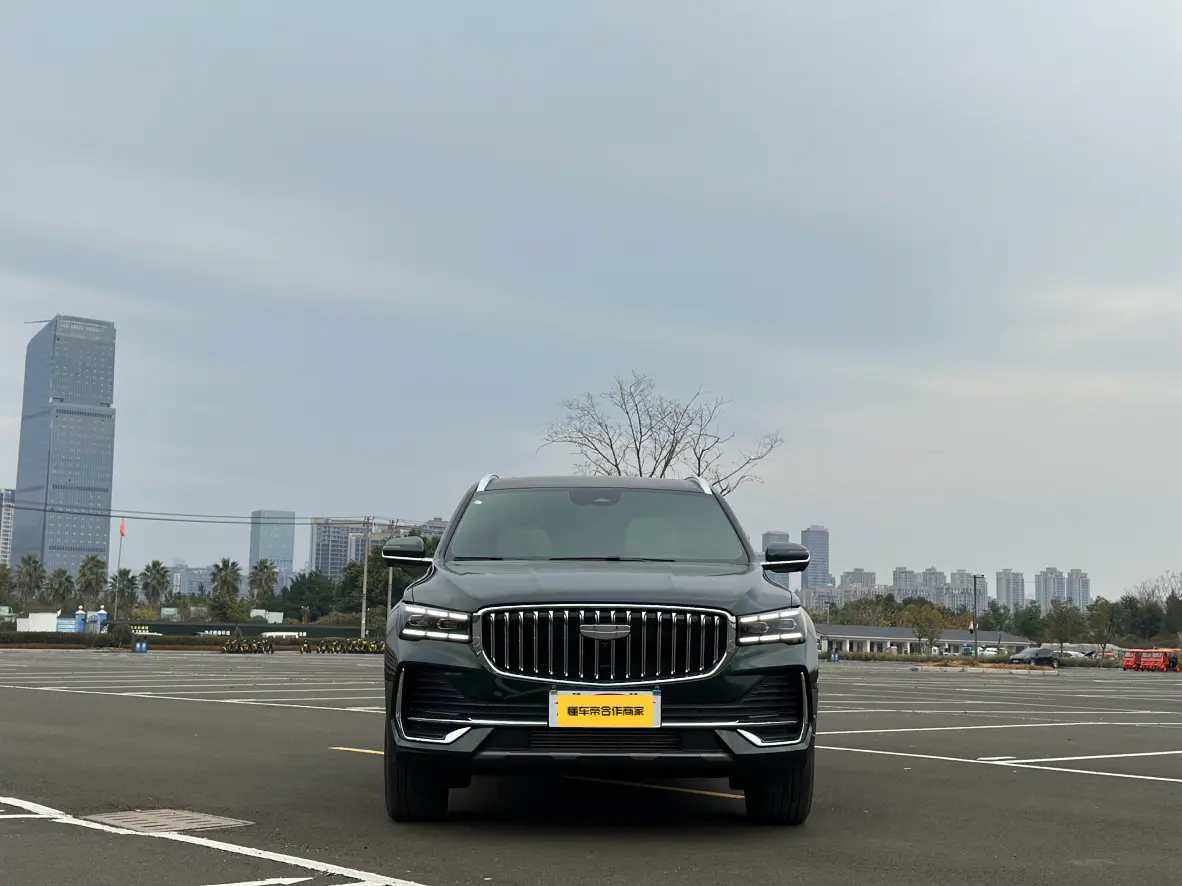 Geely Monjaro (Xingyue L)  из Китая