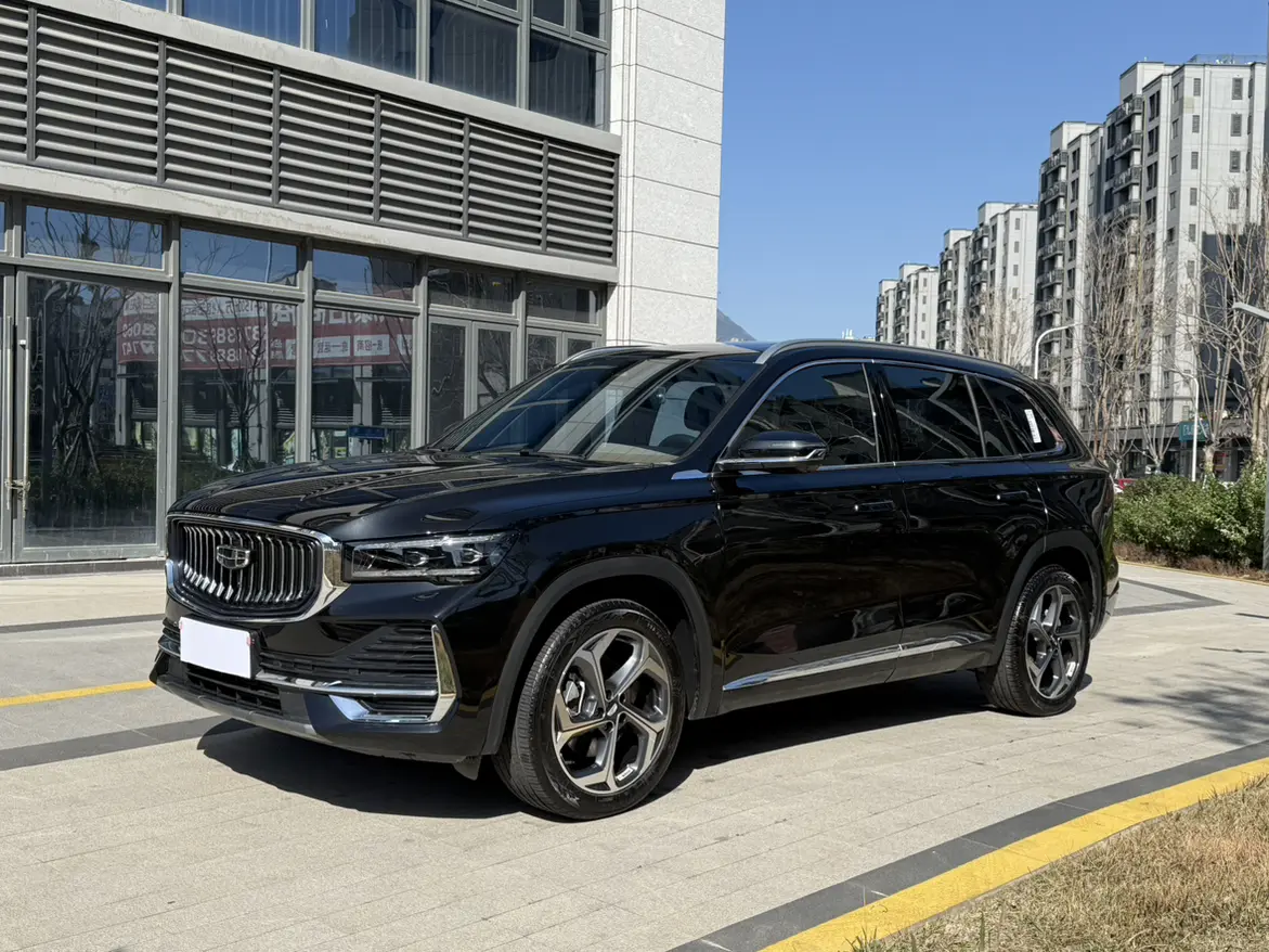 Geely Monjaro (Xingyue L)  из Китая