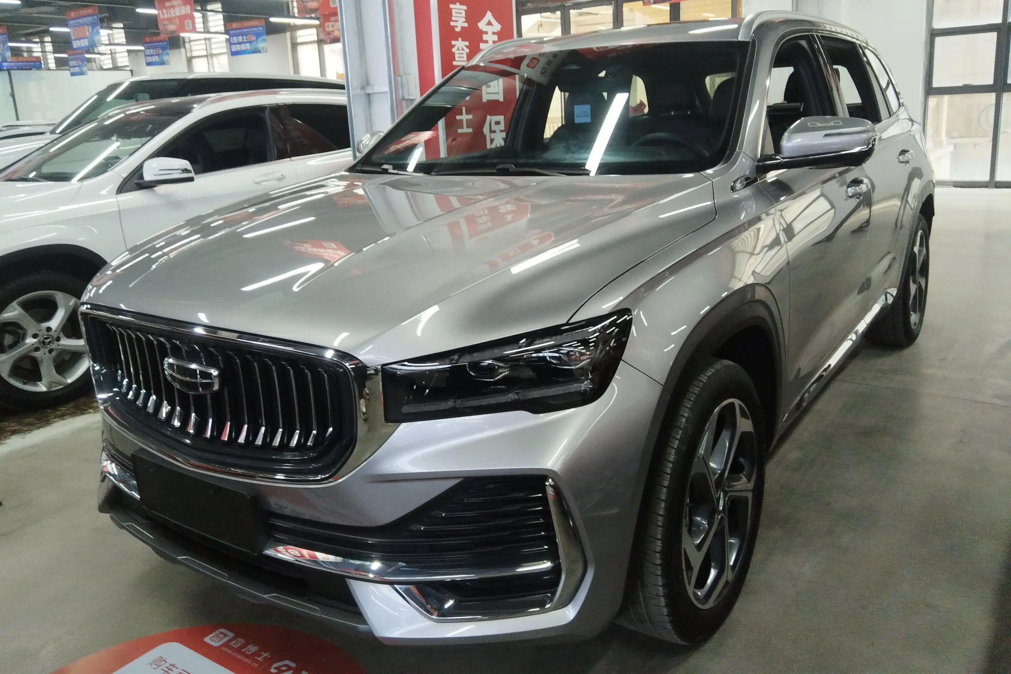 Geely Monjaro (Xingyue L)  из Китая