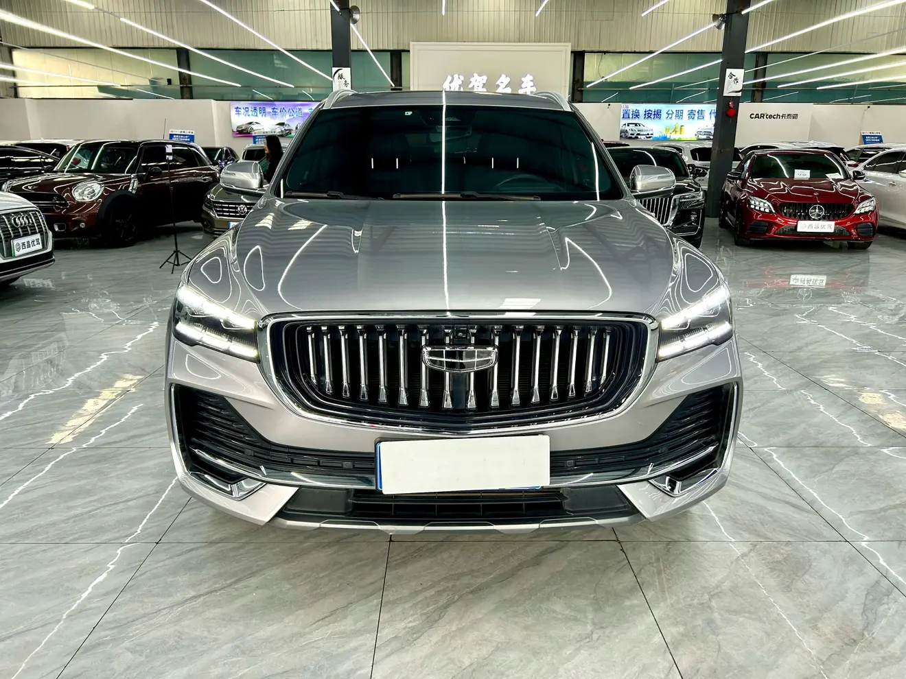 Geely Monjaro (Xingyue L)  из Китая