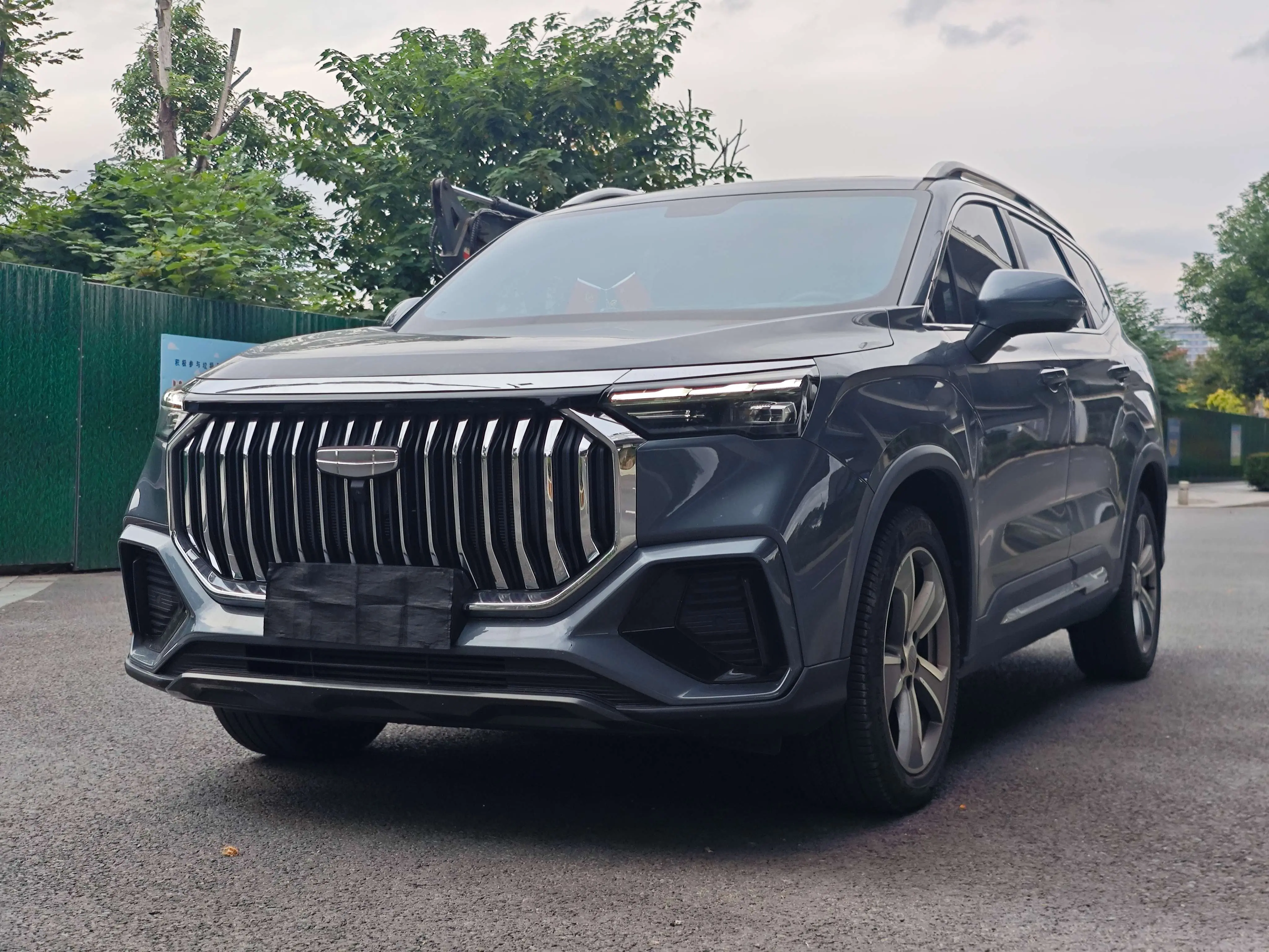 Geely Haoyue L  из Китая