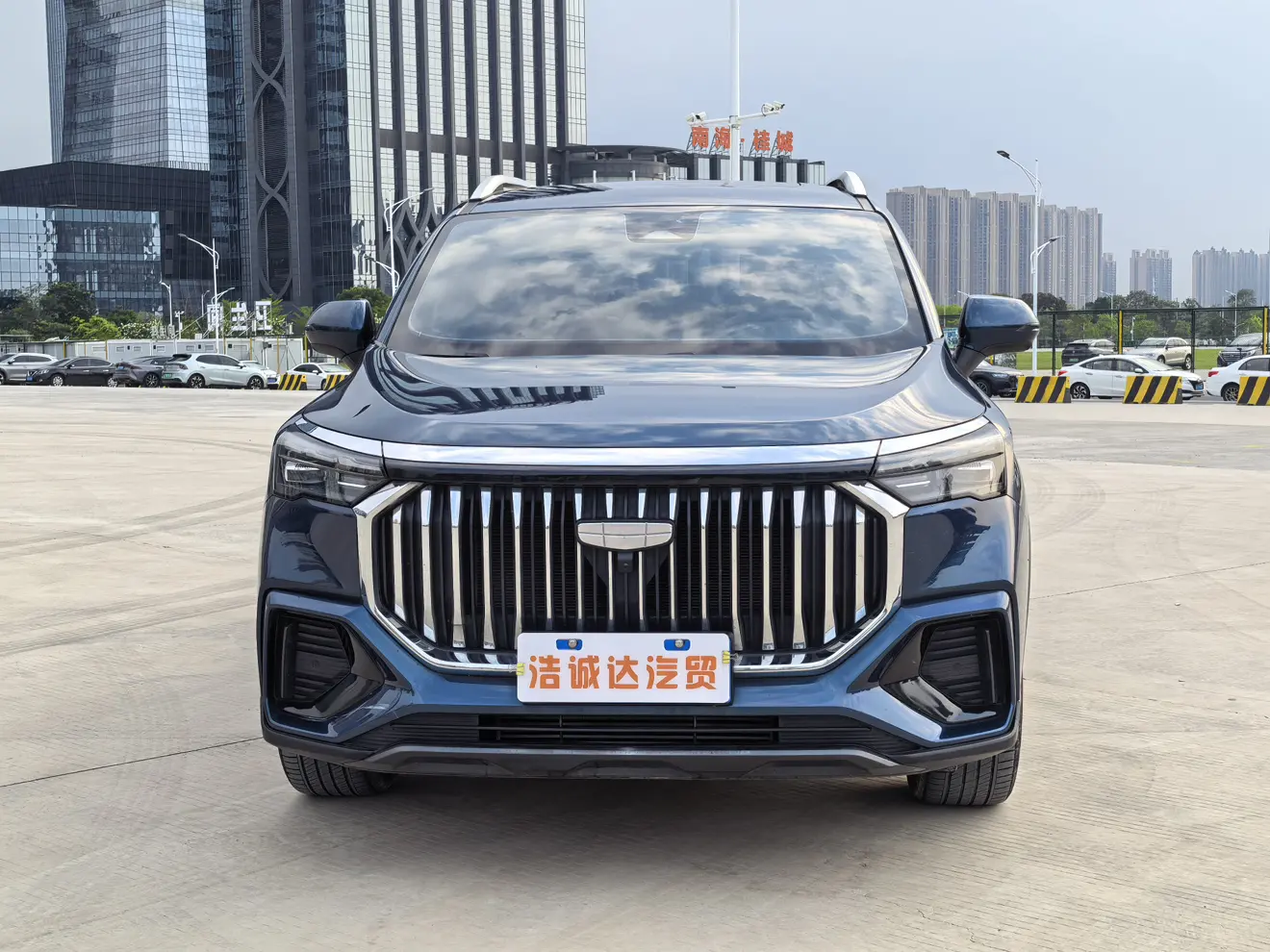 Geely Haoyue L  из Китая