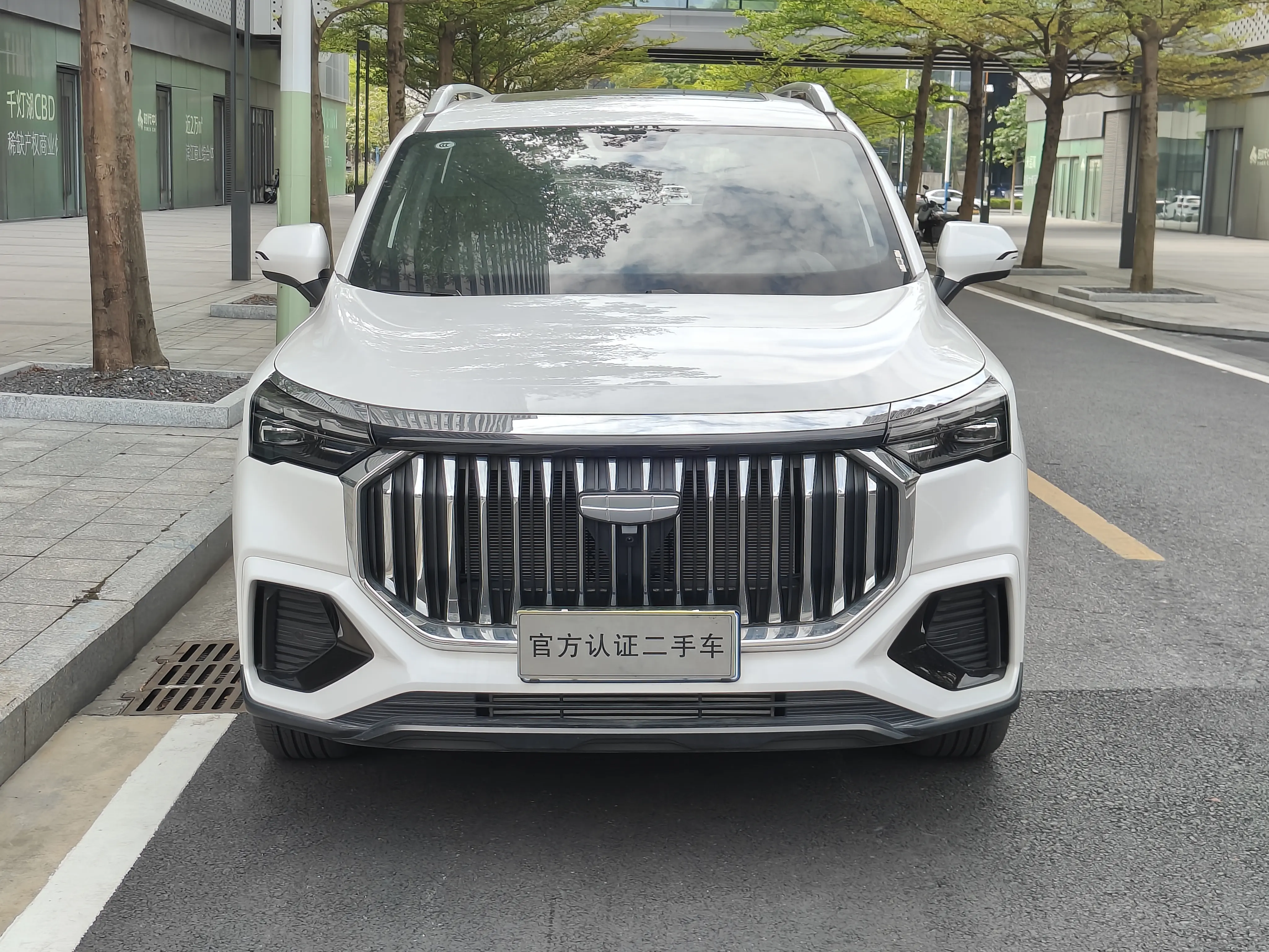 Geely Haoyue L  из Китая