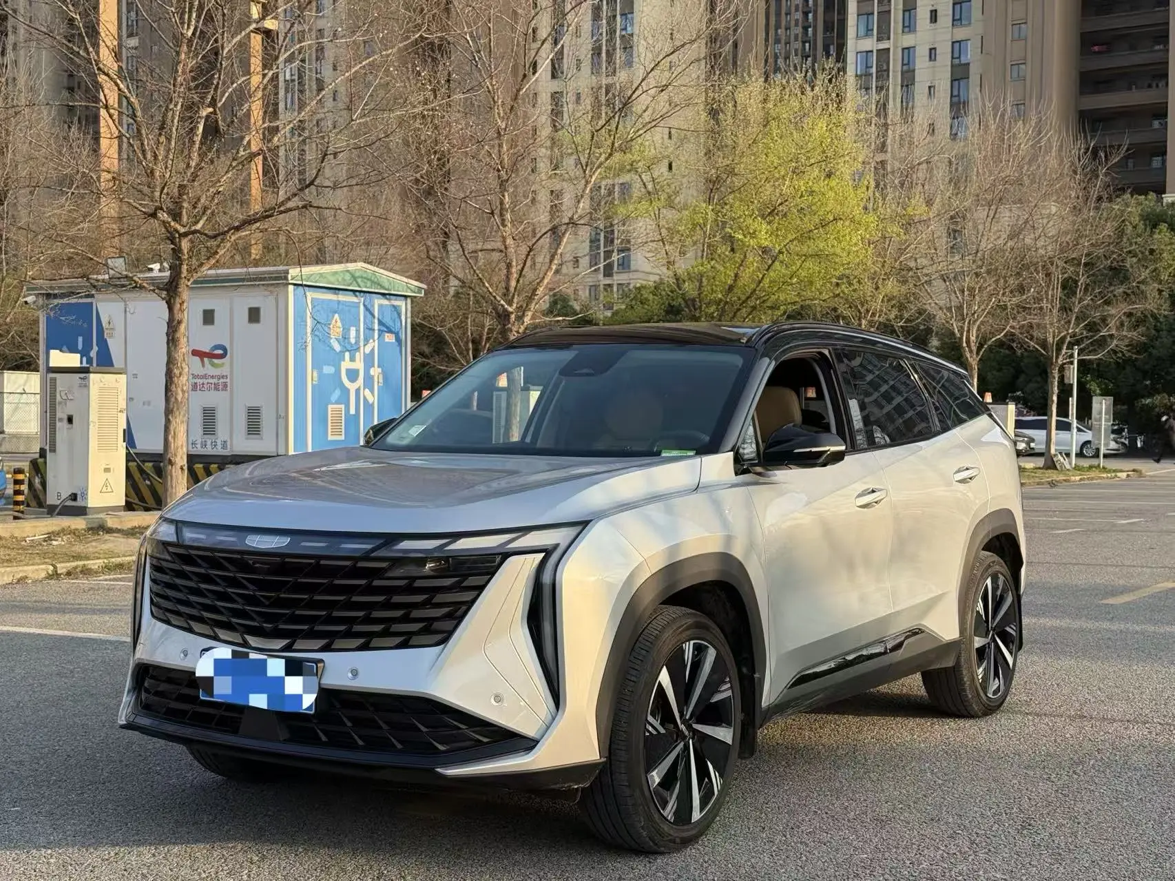 Geely Atlas L (Boyue L)  из Китая