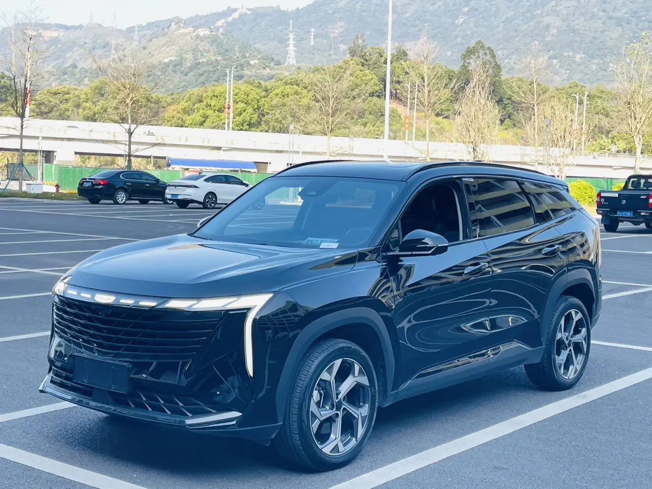 Geely Atlas L (Boyue L)  из Китая