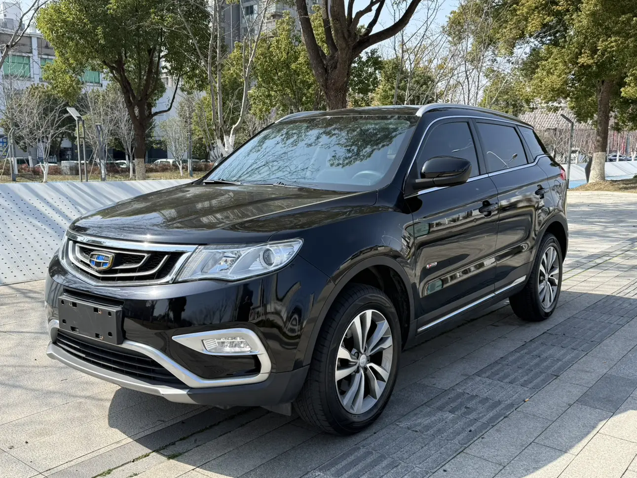 Geely Atlas (Boyue)  из Китая