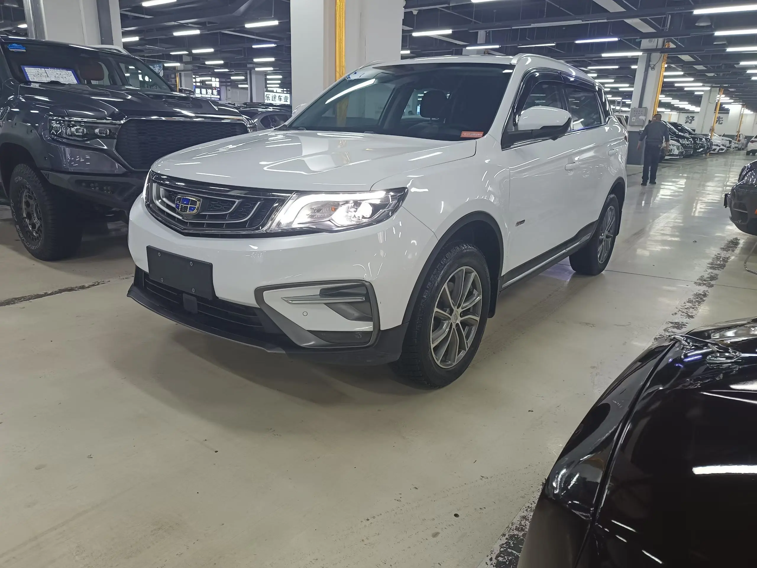 Geely Atlas (Boyue)  из Китая