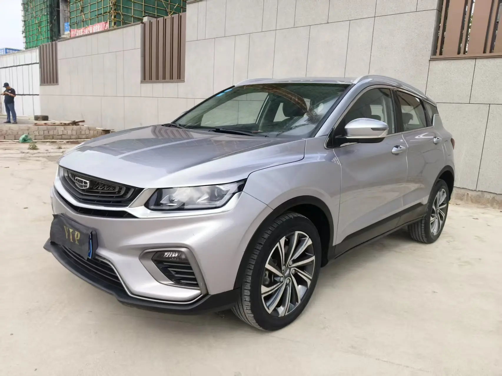 Geely Coolray SX11 (Binyue)  из Китая