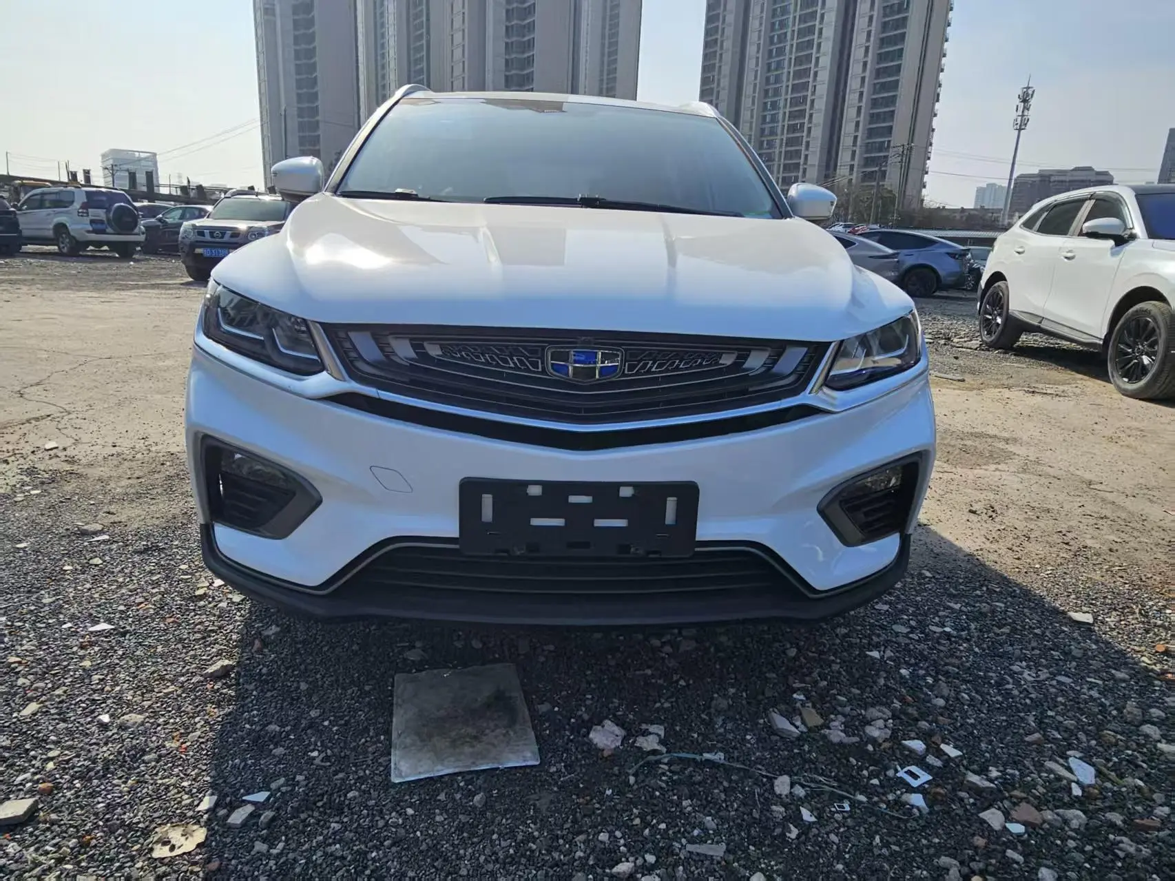 Geely Coolray SX11 (Binyue)  из Китая