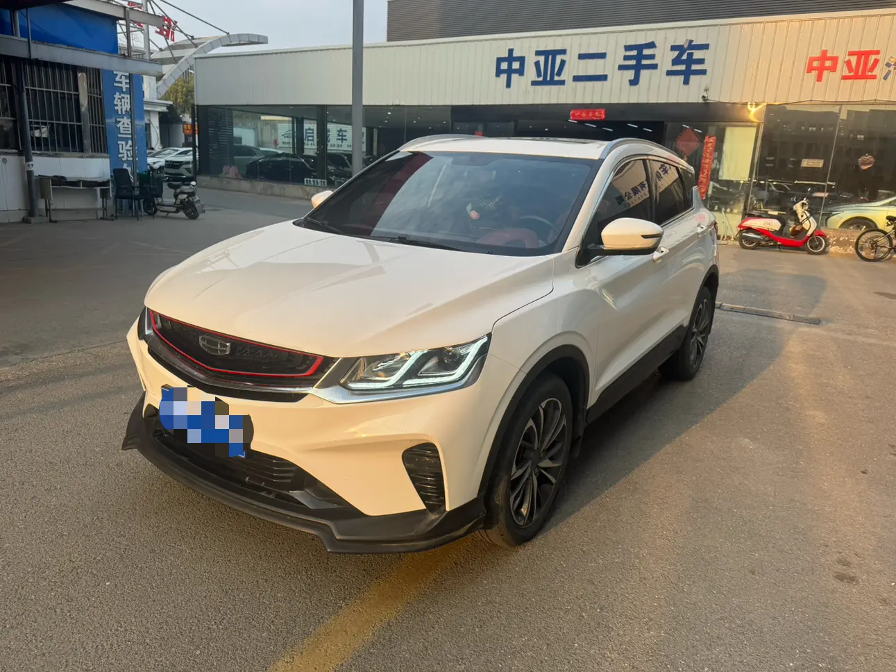 Geely Coolray SX11 (Binyue)  из Китая