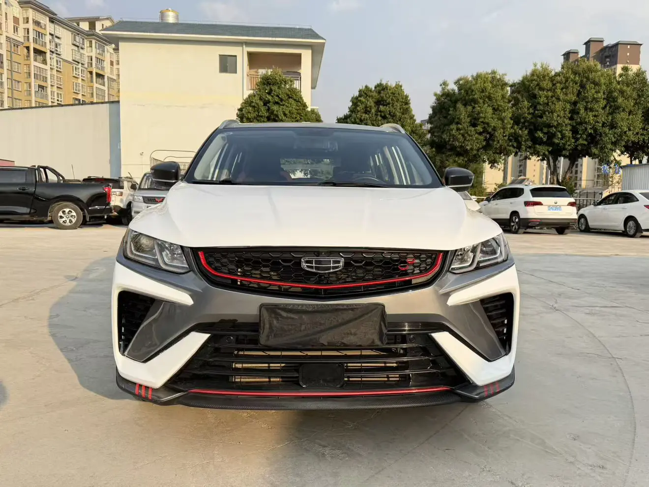 Geely Coolray SX11 (Binyue)  из Китая