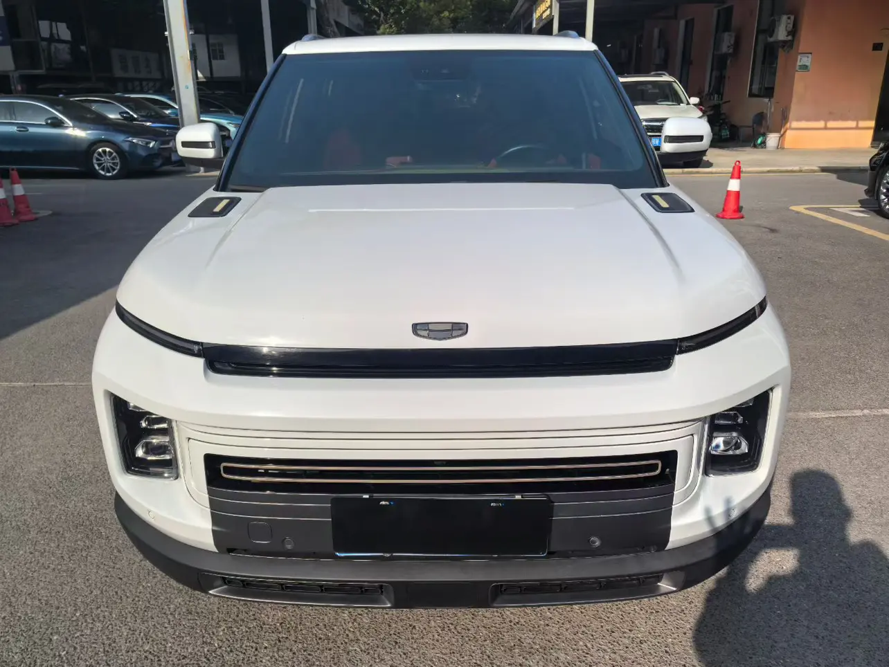 Geely ICON  из Китая