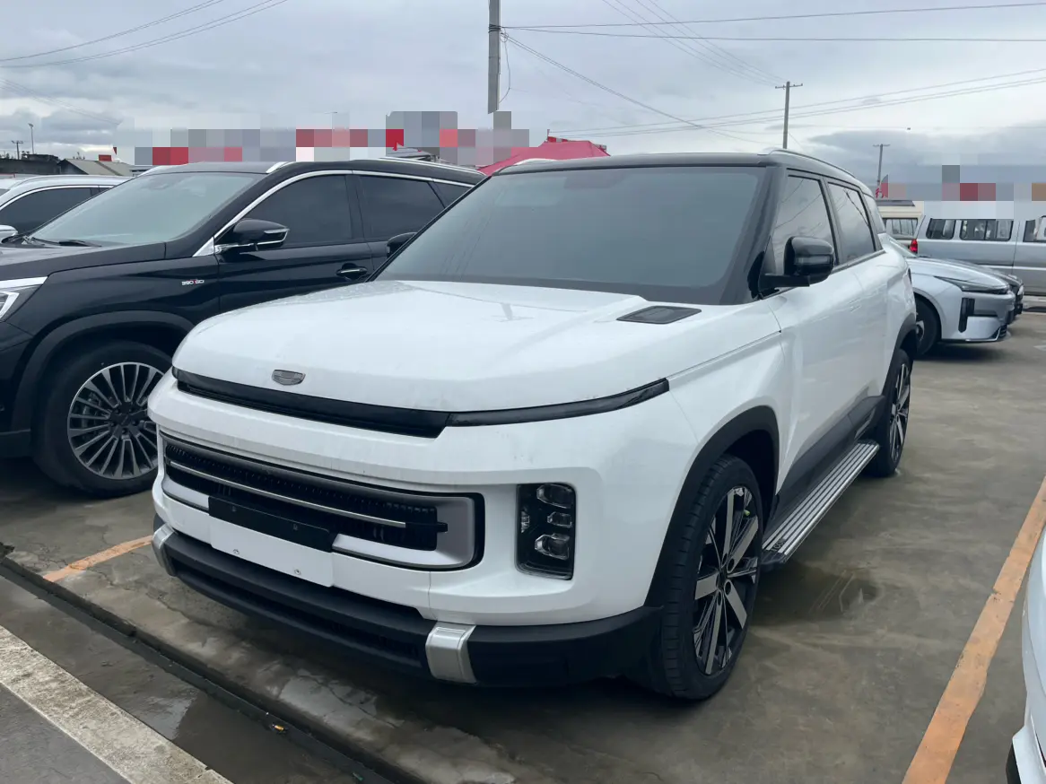 Geely ICON  из Китая