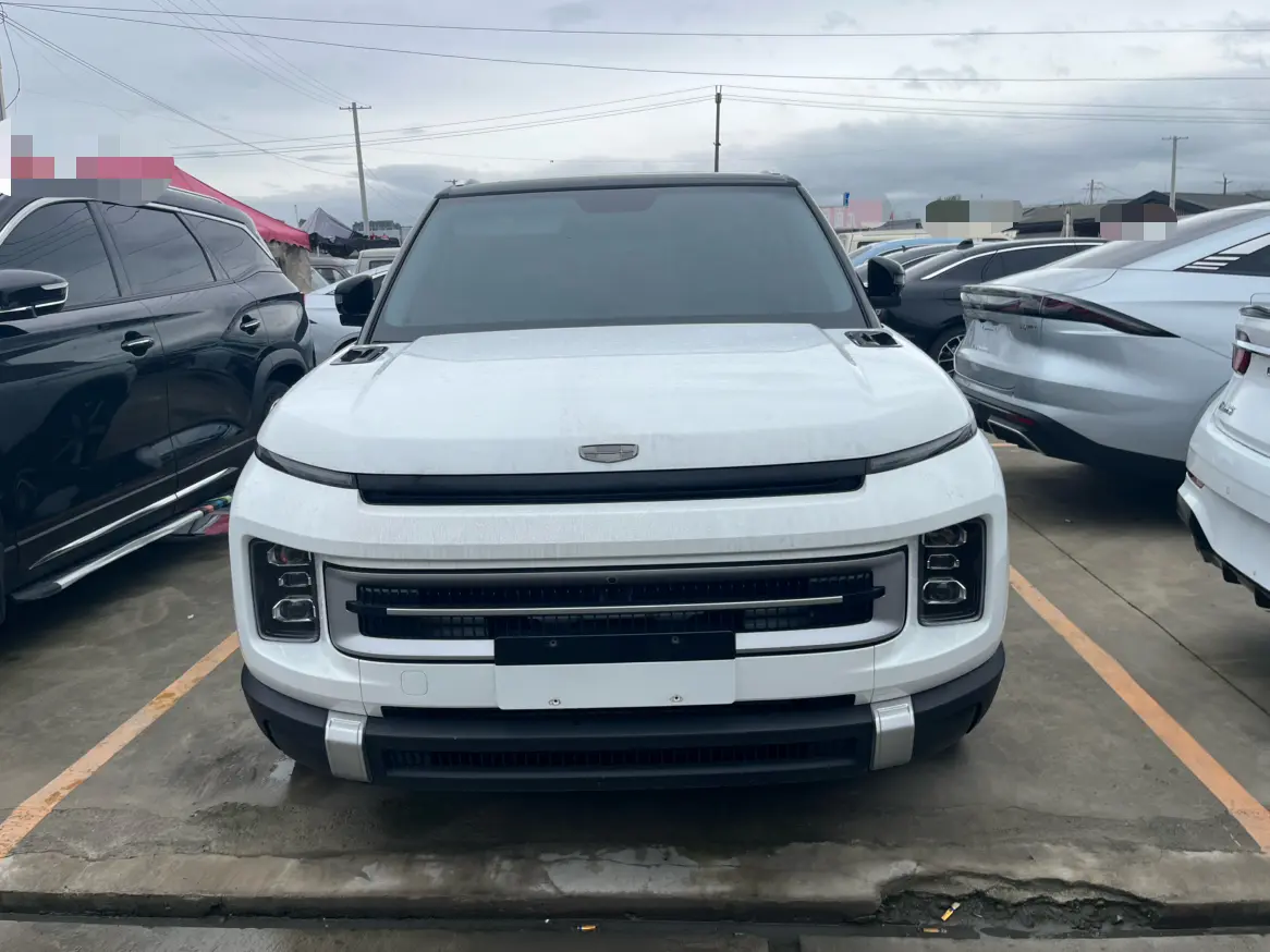 Geely ICON  из Китая