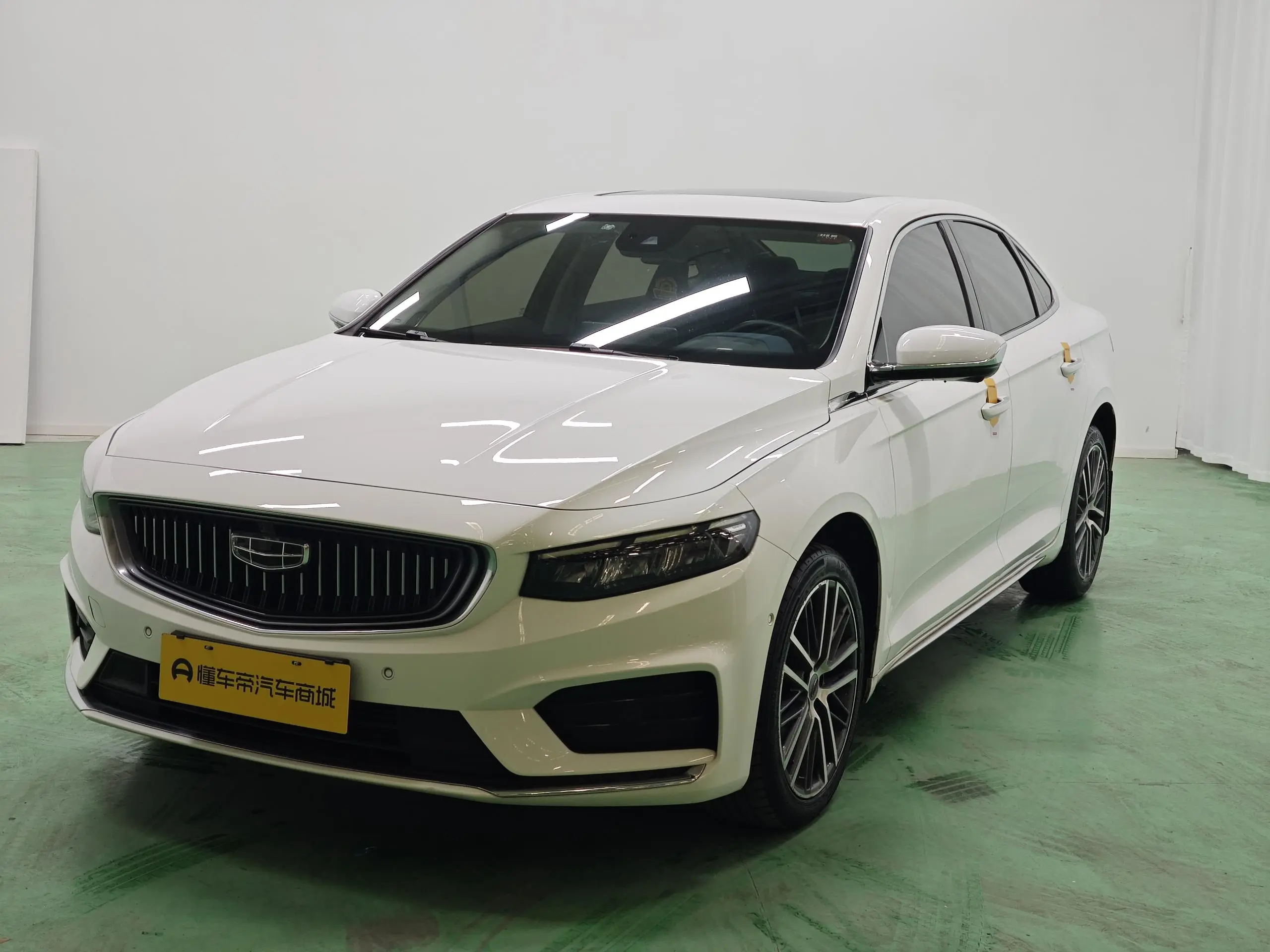 Geely Xing Rui  из Китая