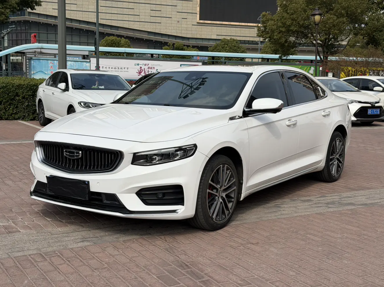 Geely Xing Rui  из Китая