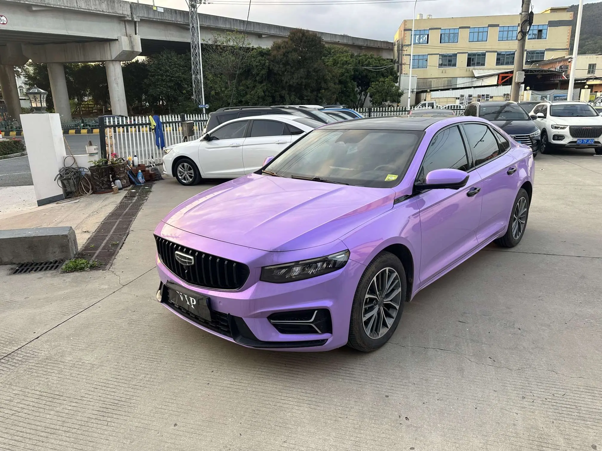 Geely Xing Rui  из Китая