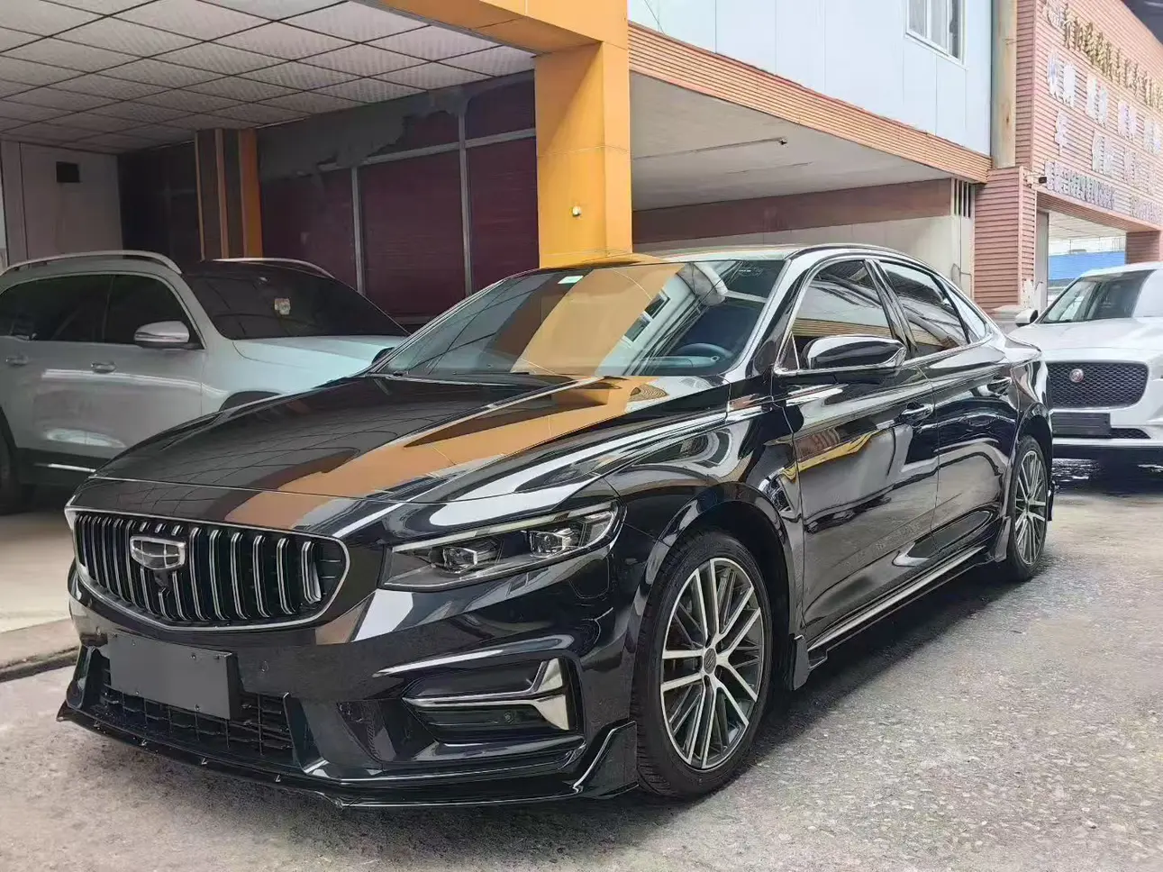 Geely Xing Rui  из Китая