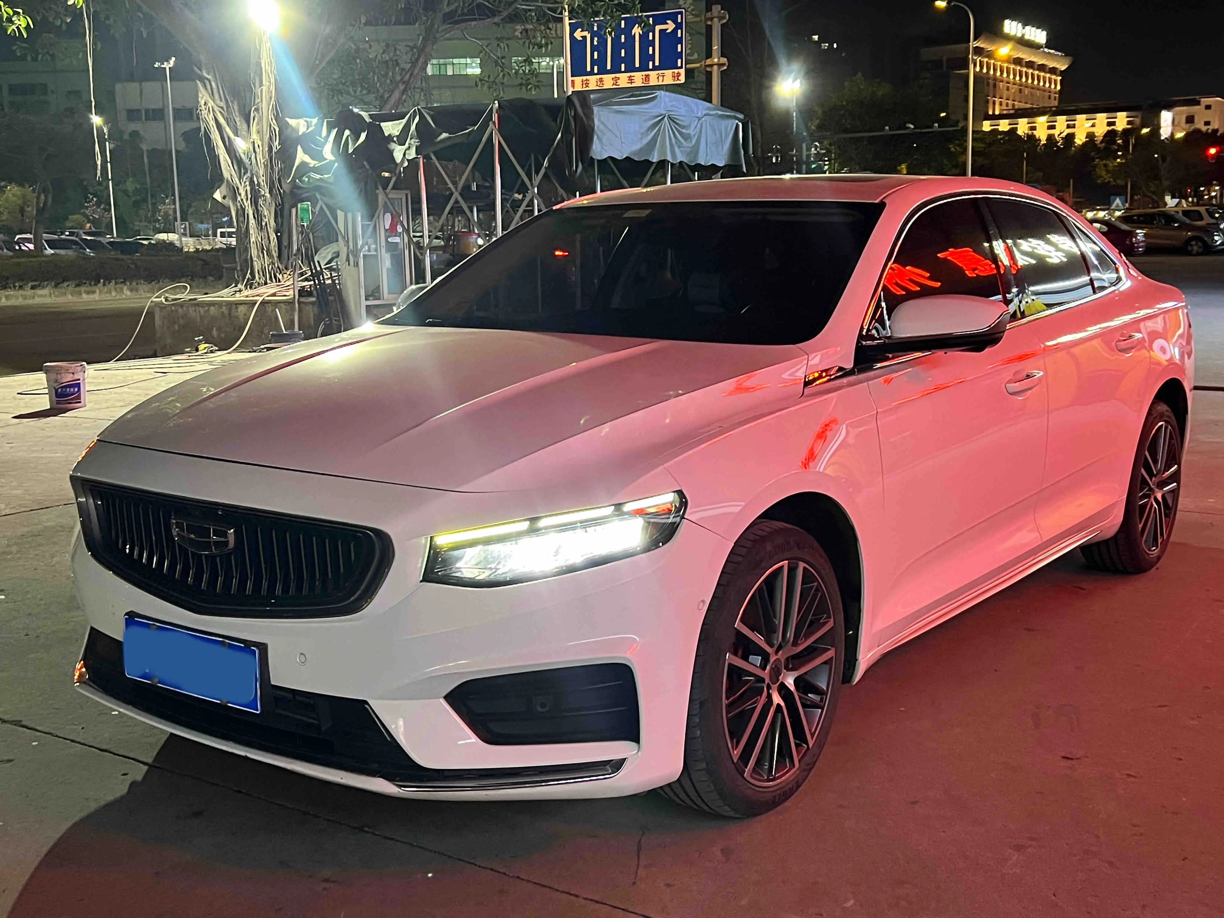 Geely Xing Rui  из Китая