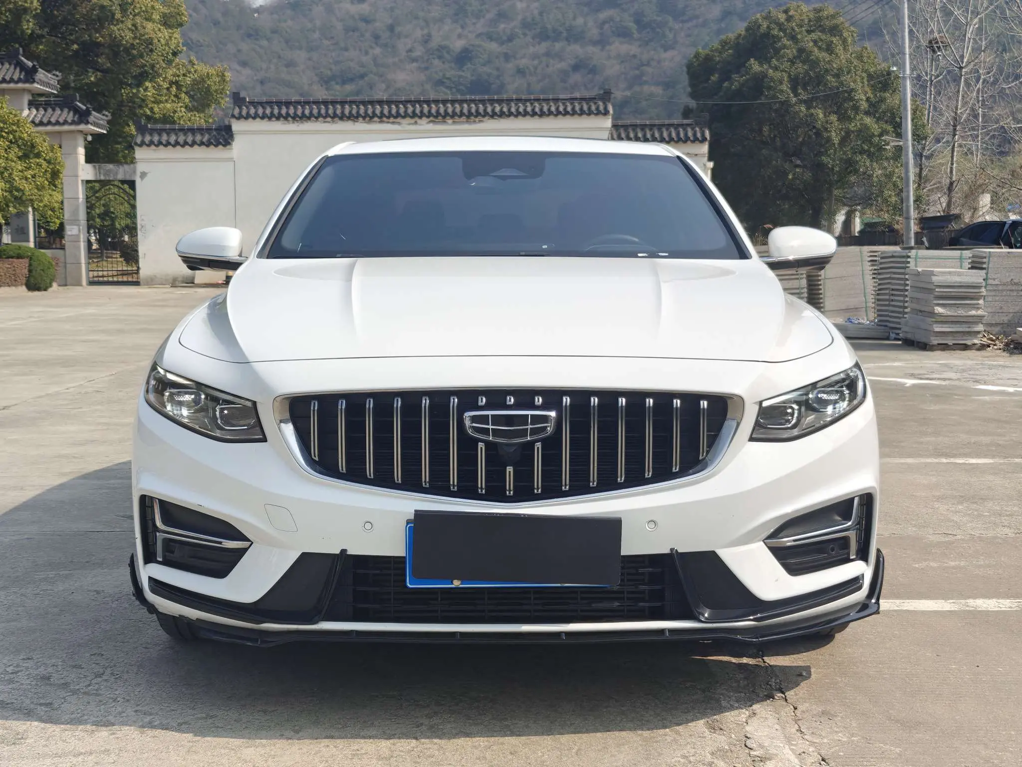 Geely Xing Rui  из Китая