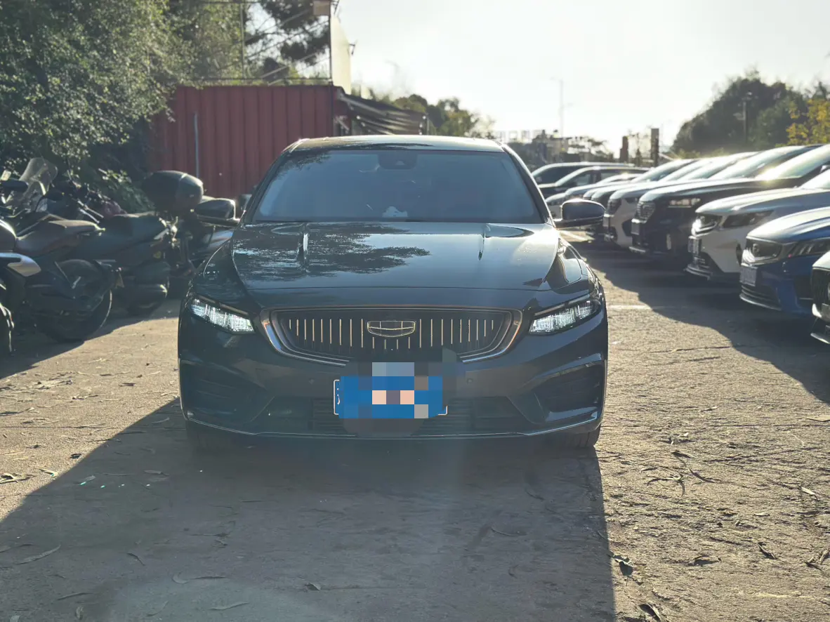 Geely Xing Rui  из Китая
