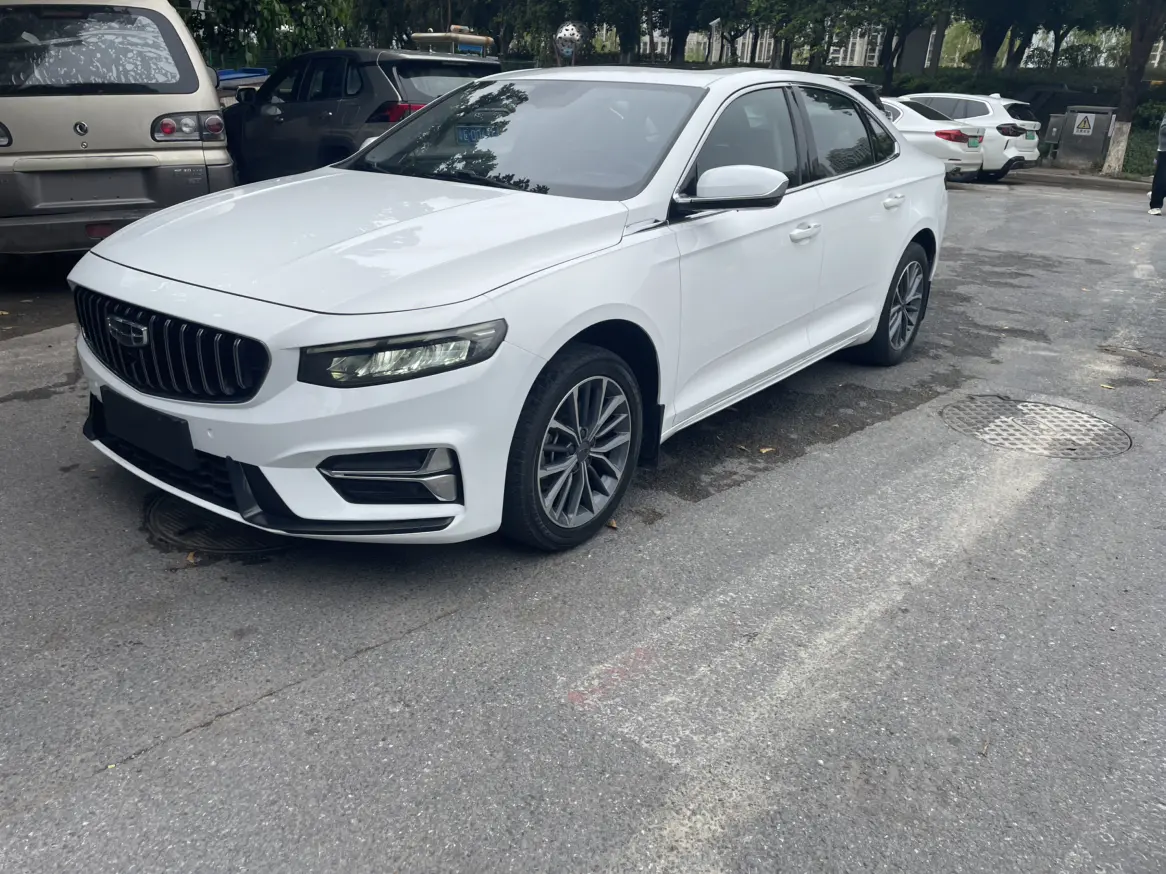 Geely Xing Rui  из Китая