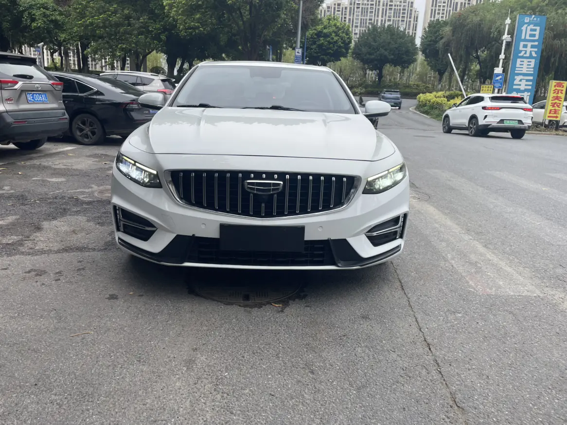 Geely Xing Rui  из Китая