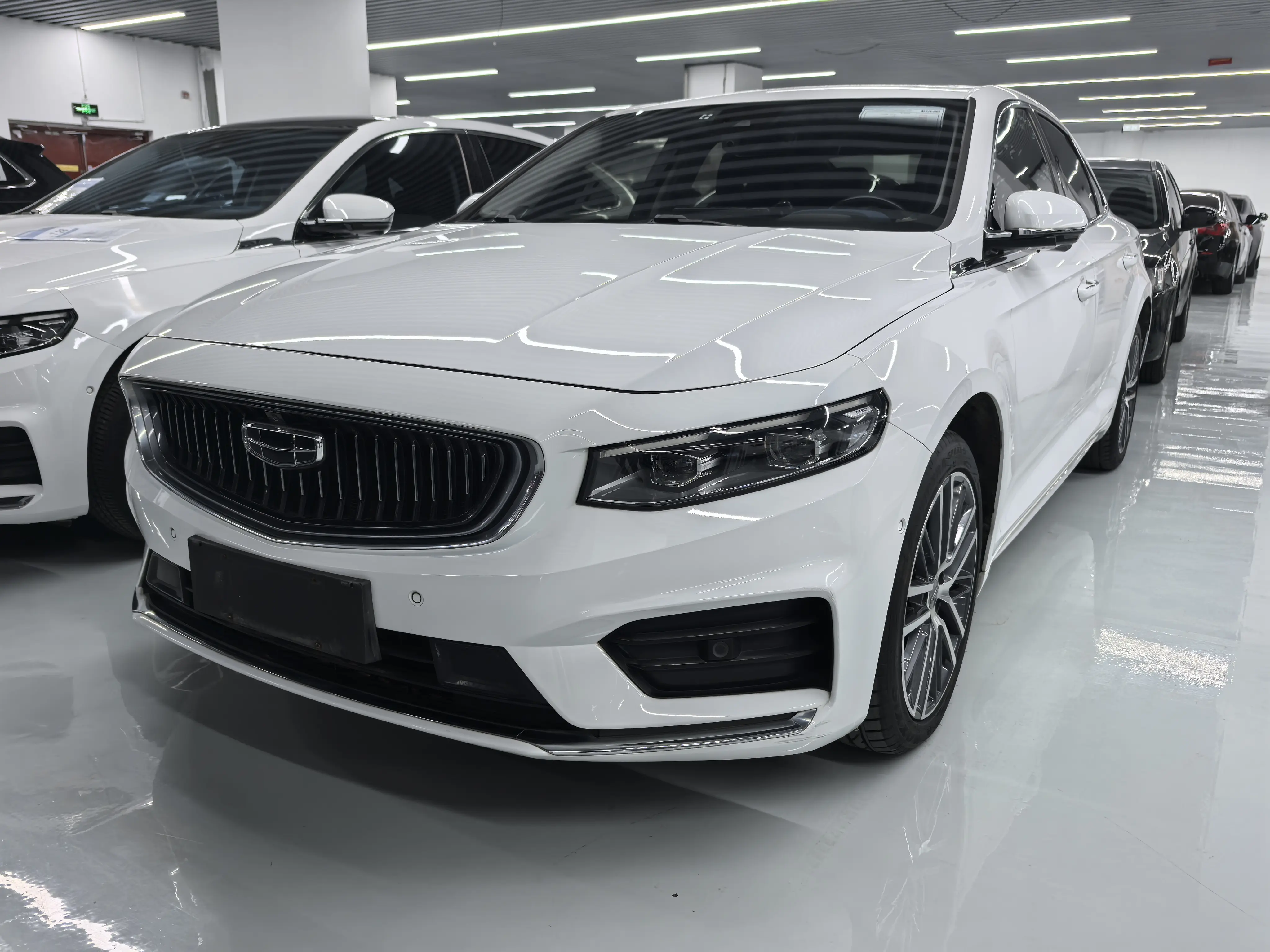 Geely Xing Rui  из Китая