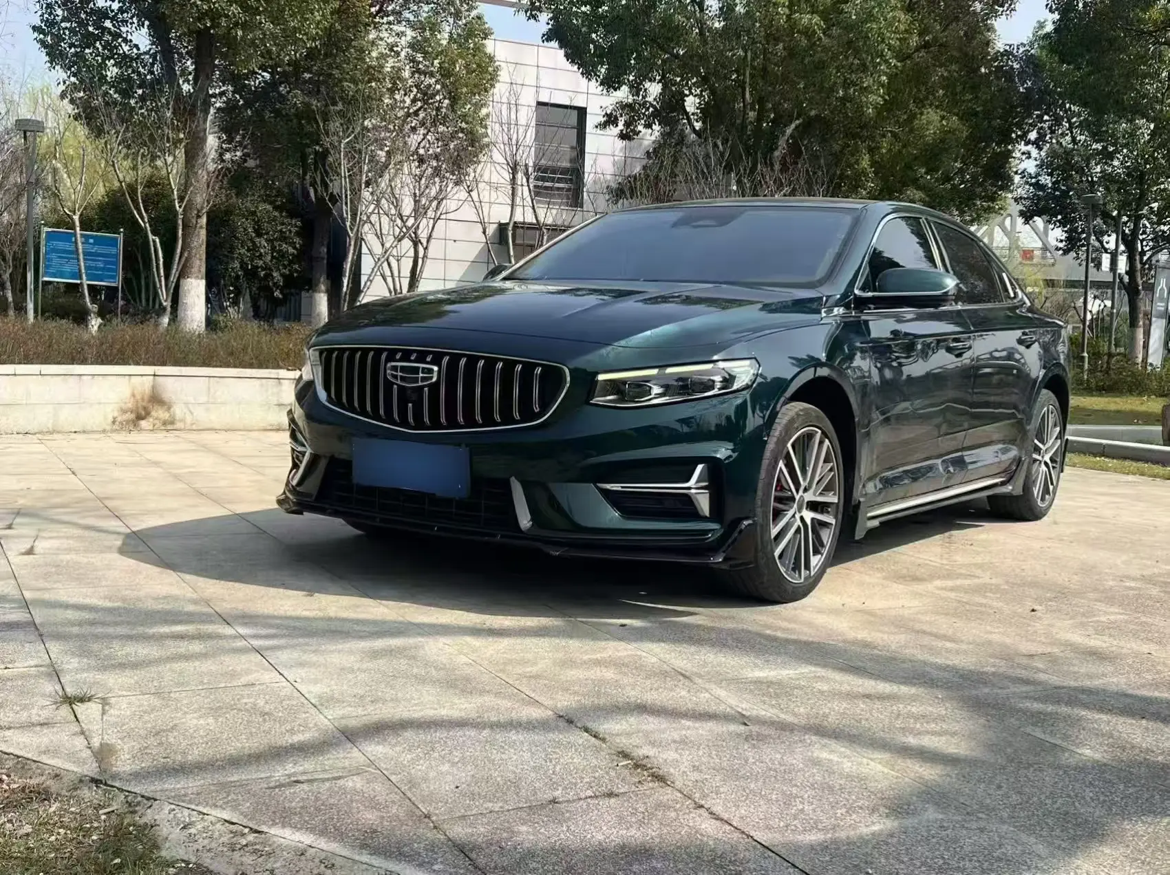 Geely Xing Rui  из Китая