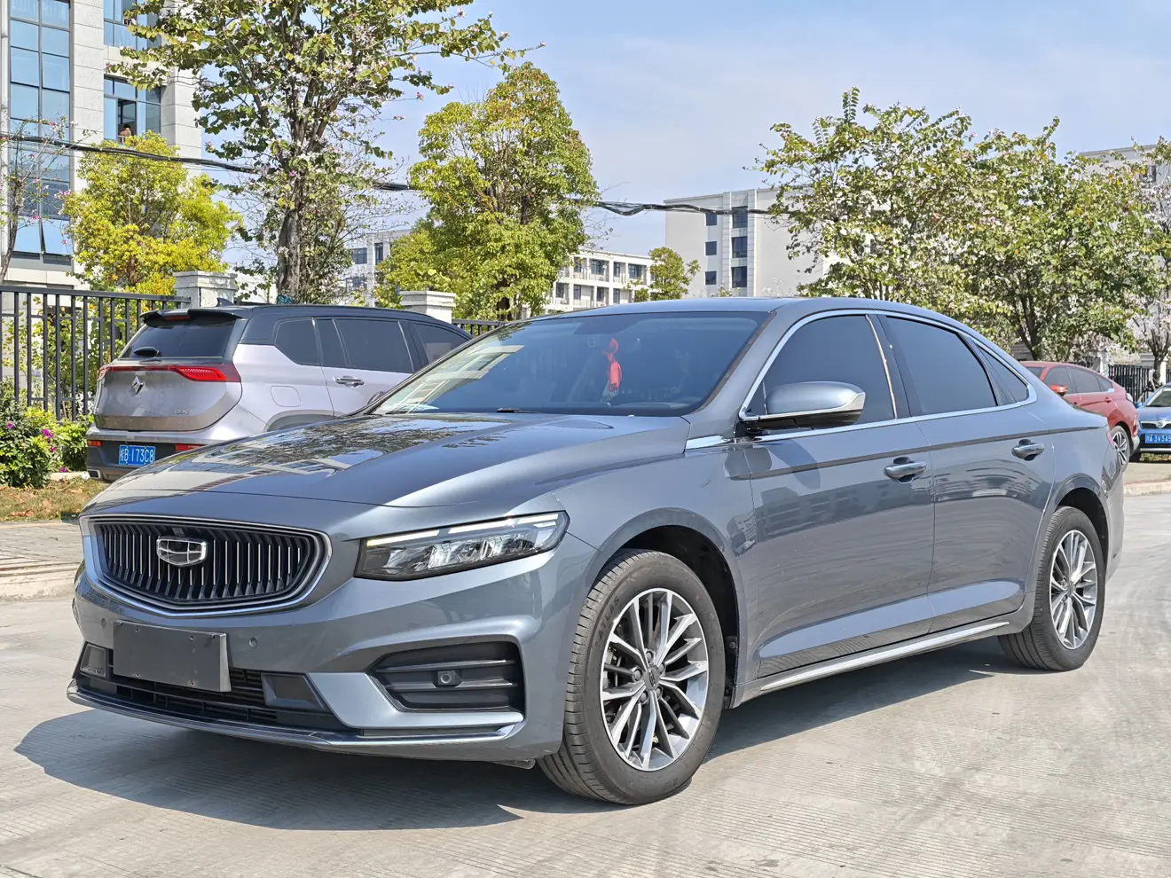 Geely Xing Rui  из Китая