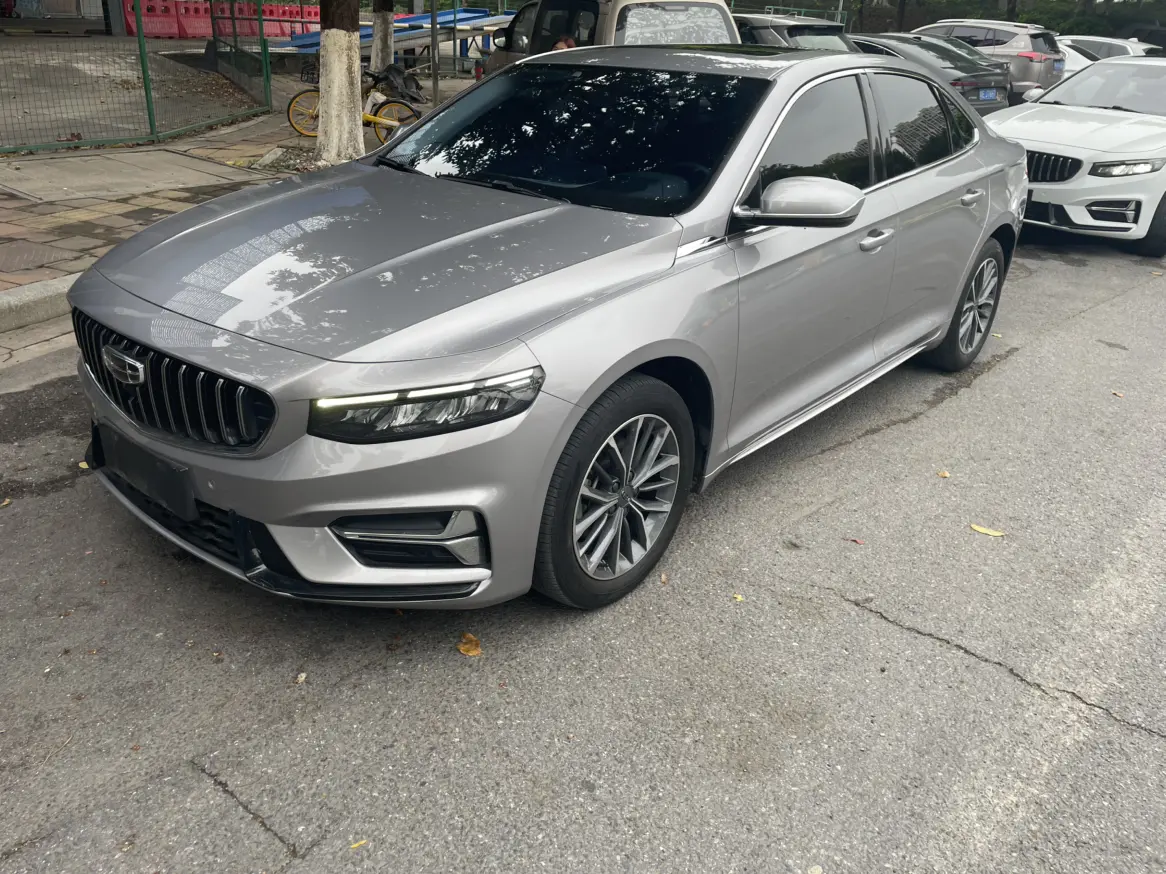 Geely Xing Rui  из Китая