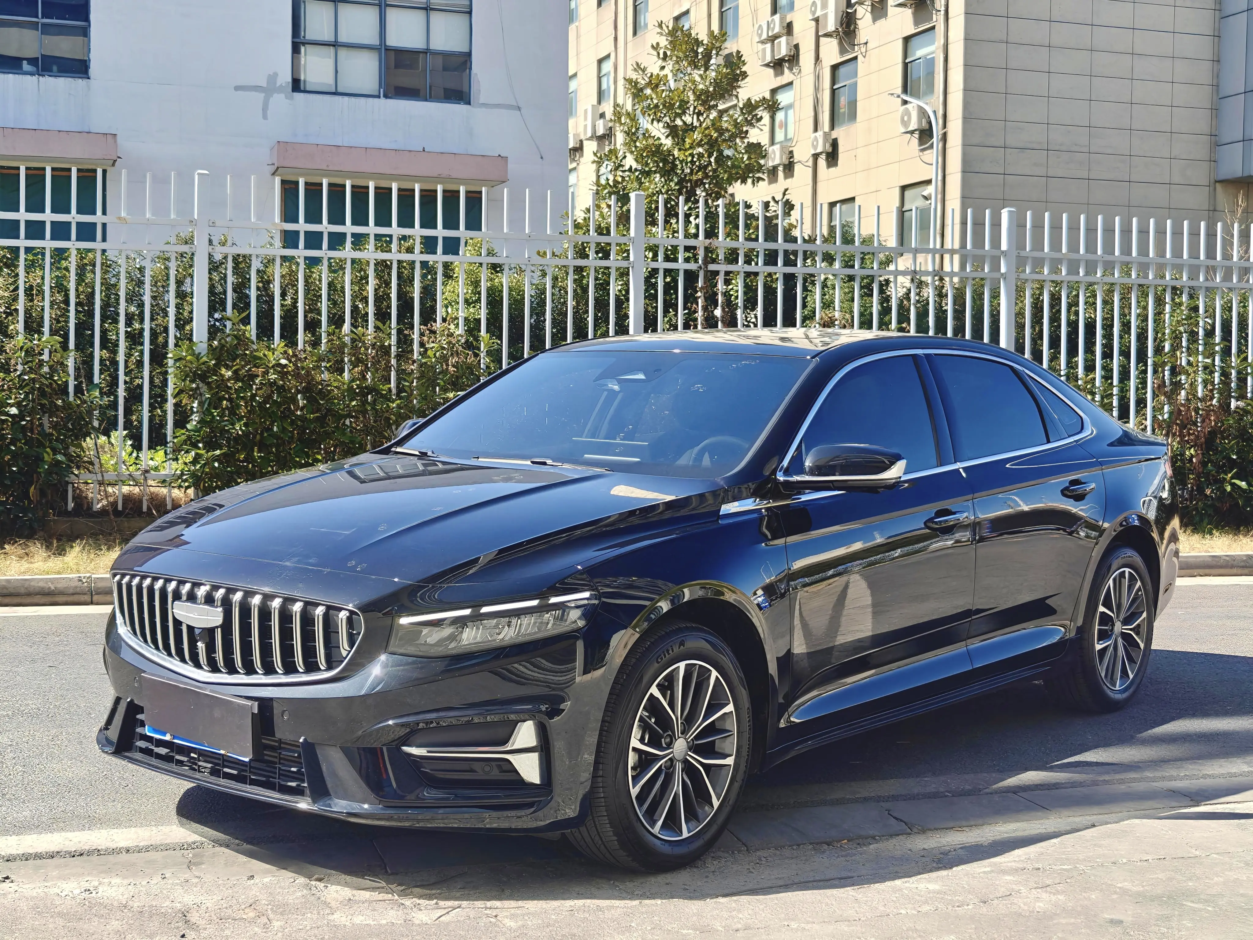 Geely Xing Rui  из Китая