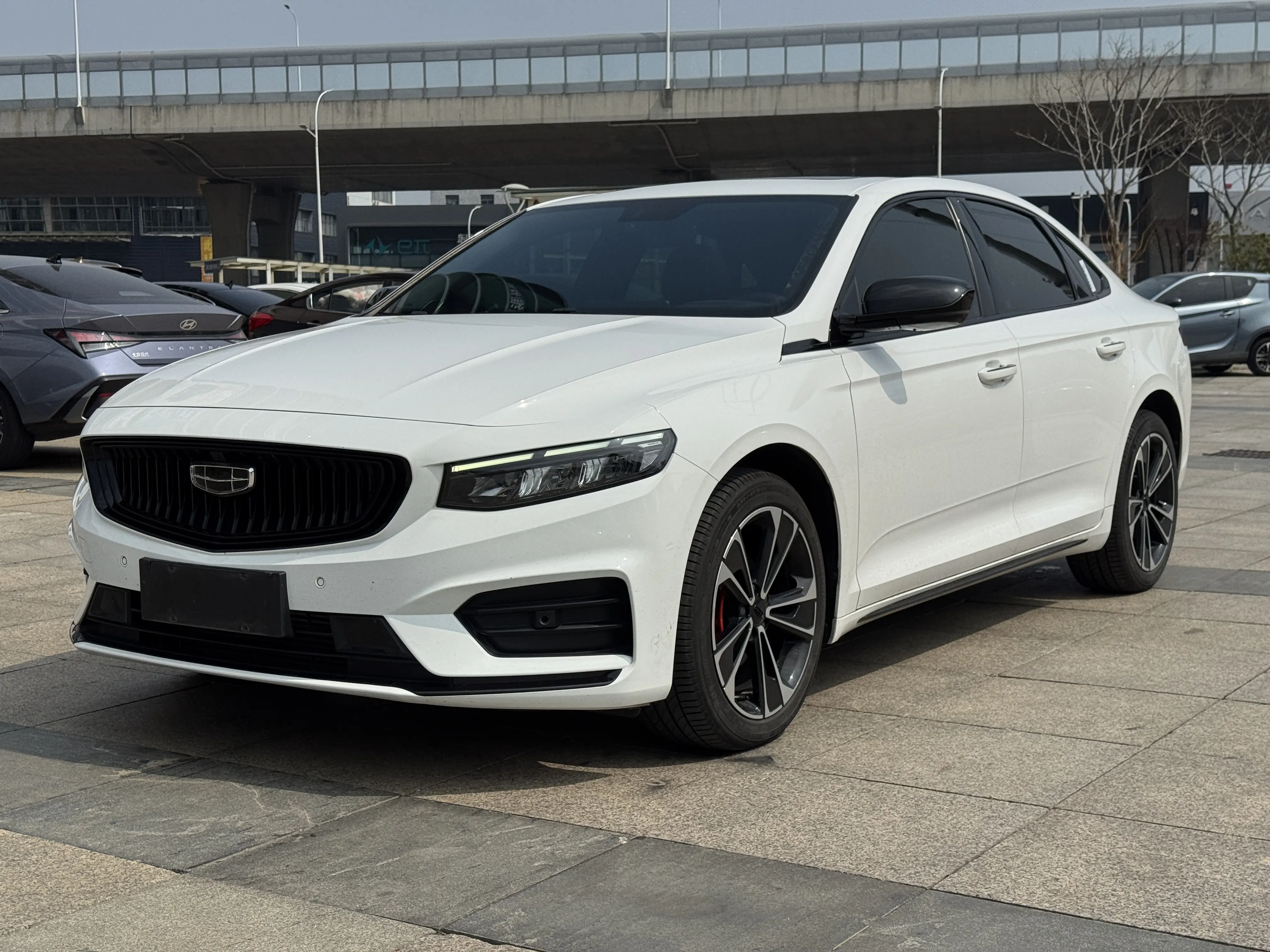 Geely Xing Rui  из Китая