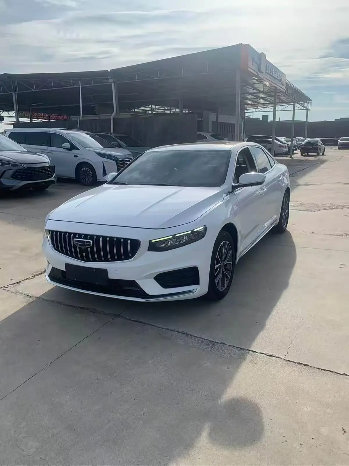 Geely Xing Rui  из Китая