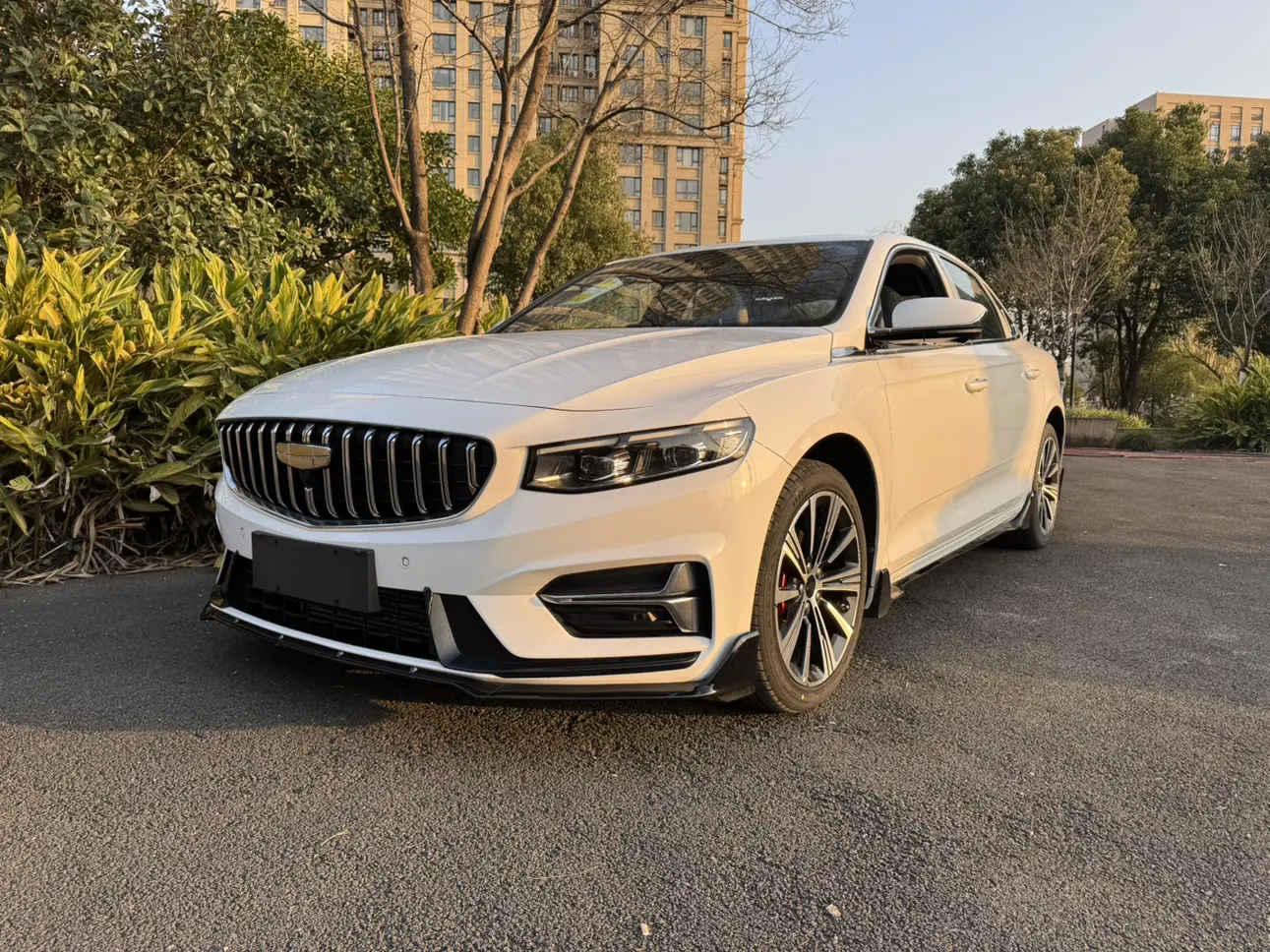 Geely Xing Rui  из Китая