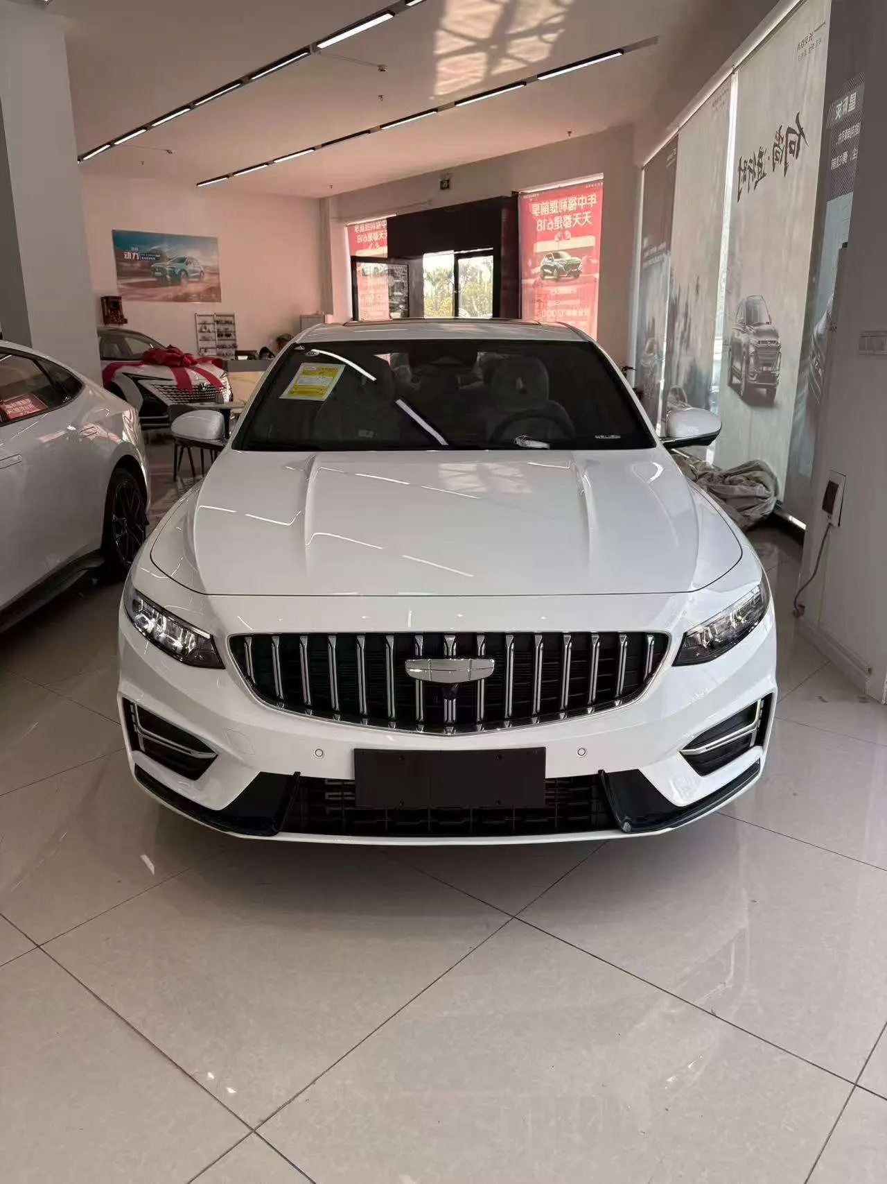 Geely Xing Rui  из Китая