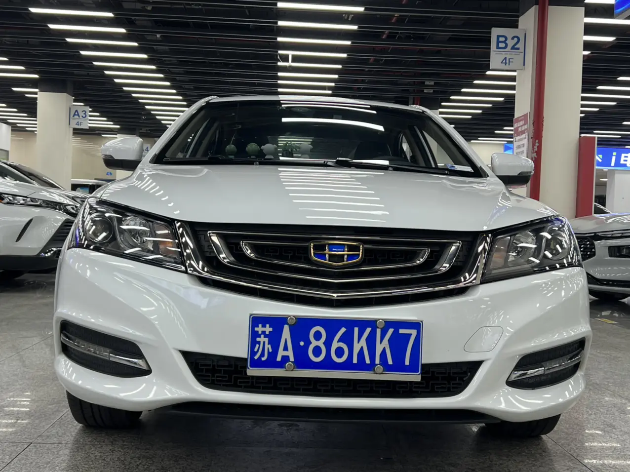 Geely Emgrand  из Китая
