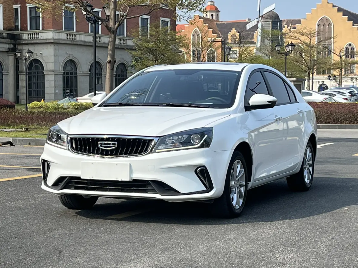 Geely Emgrand  из Китая