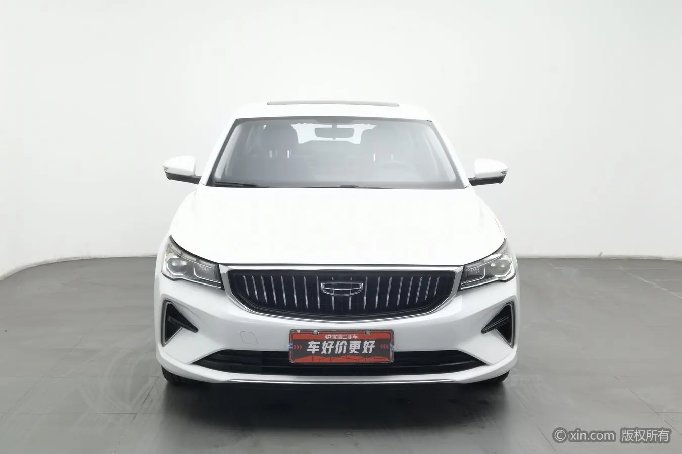 Geely Emgrand  из Китая