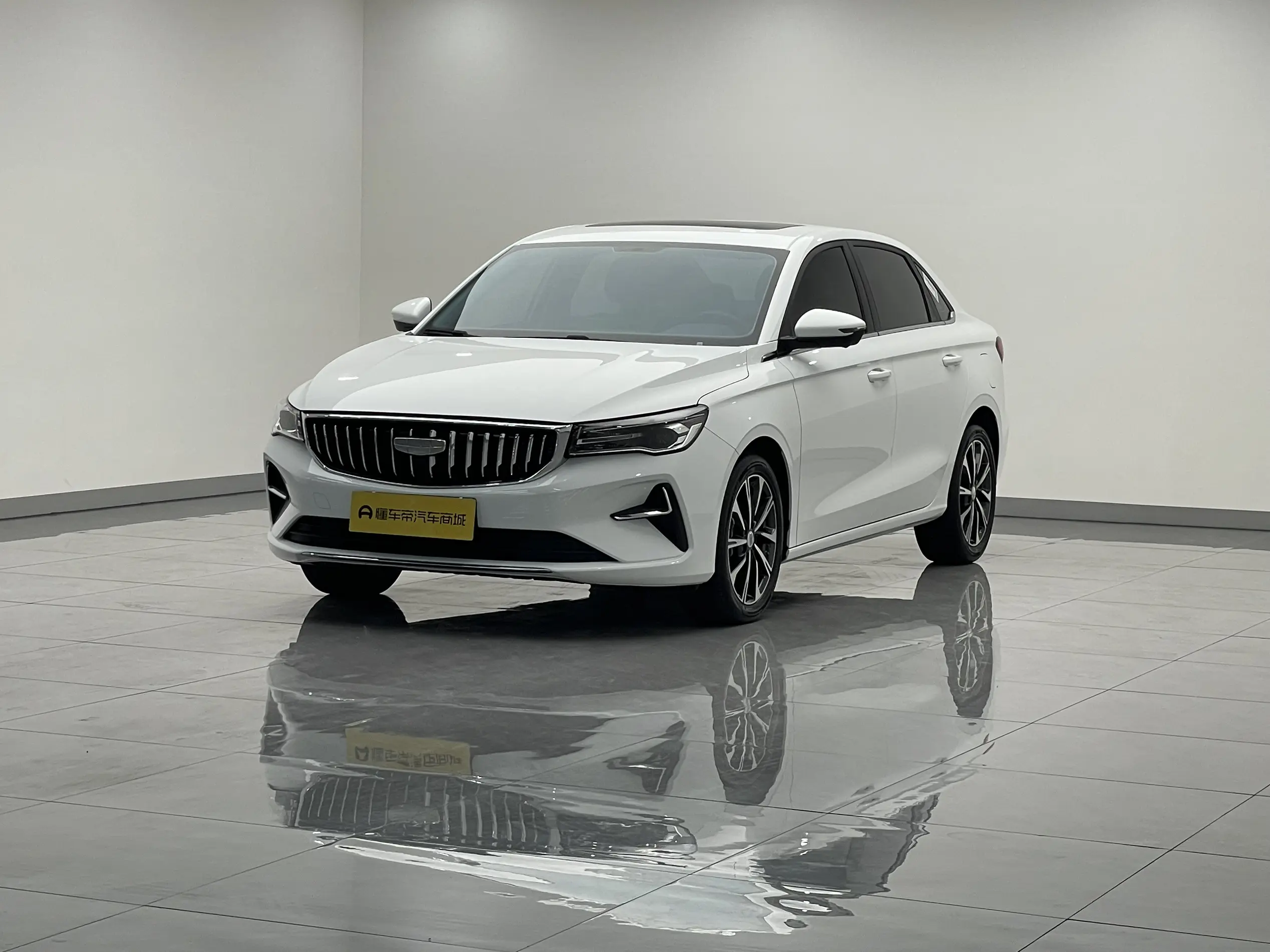 Geely Emgrand  из Китая