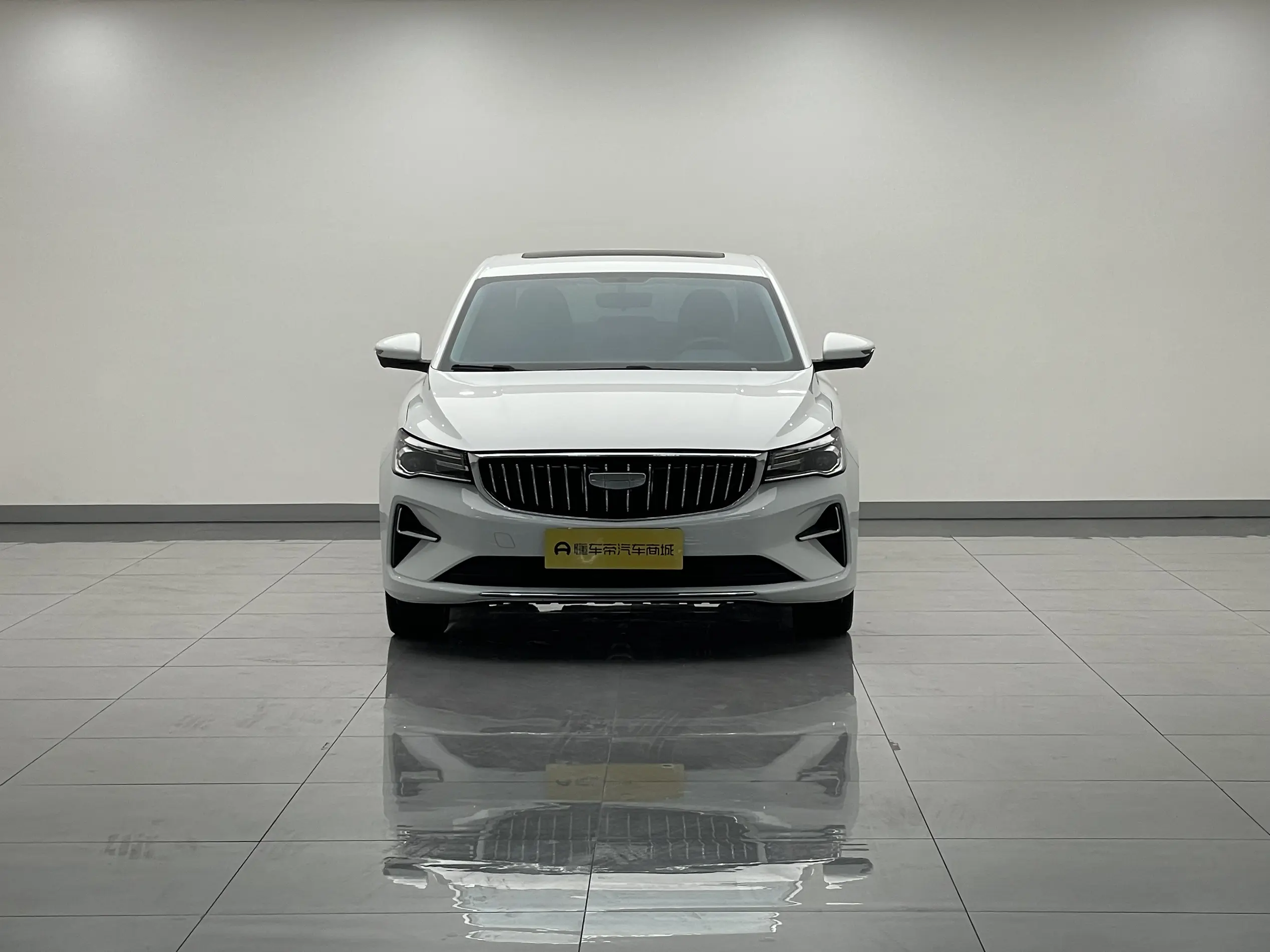 Geely Emgrand  из Китая