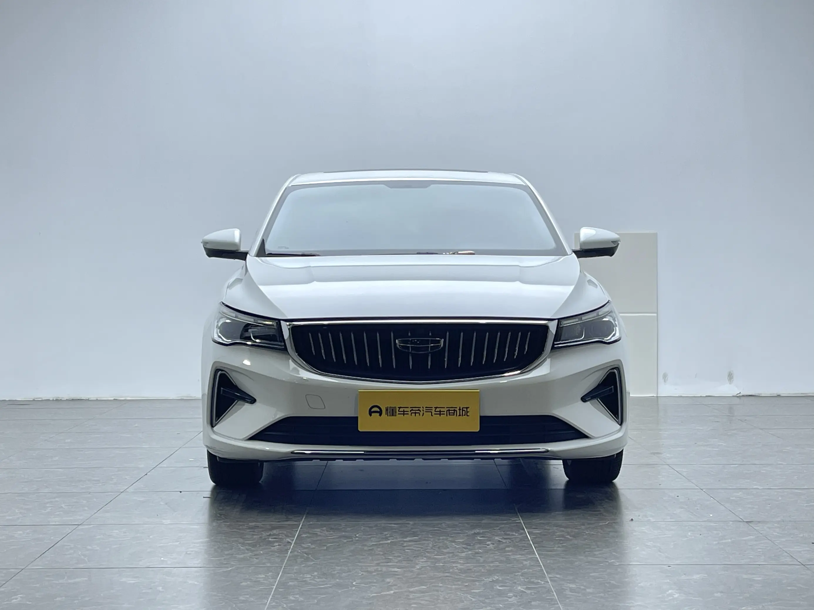 Geely Emgrand  из Китая