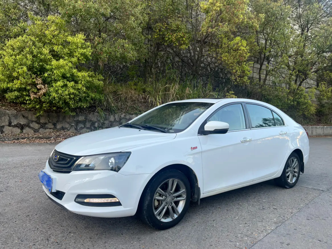 Geely Emgrand  из Китая