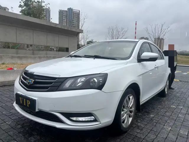 Geely Emgrand  из Китая