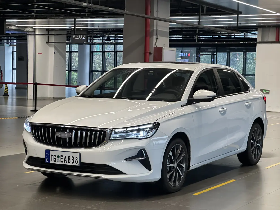 Geely Emgrand  из Китая