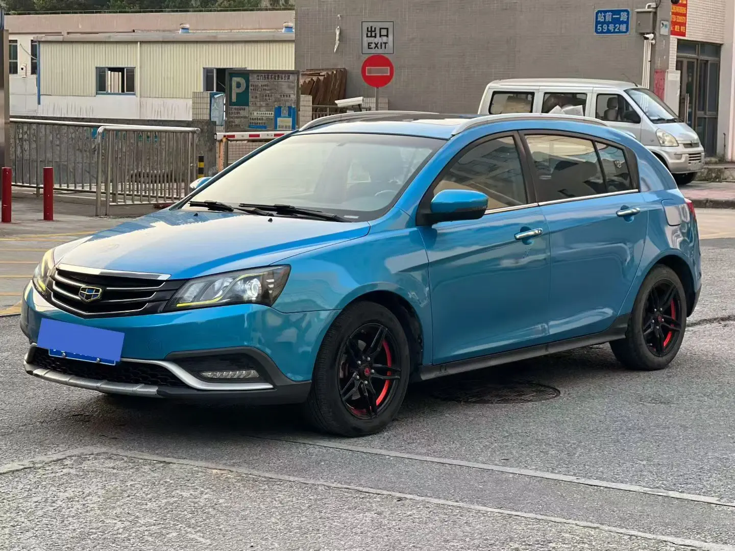 Geely Emgrand  из Китая